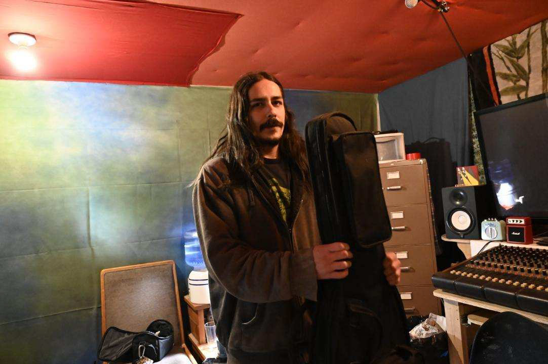 Guitarist Arnold Rodriguez