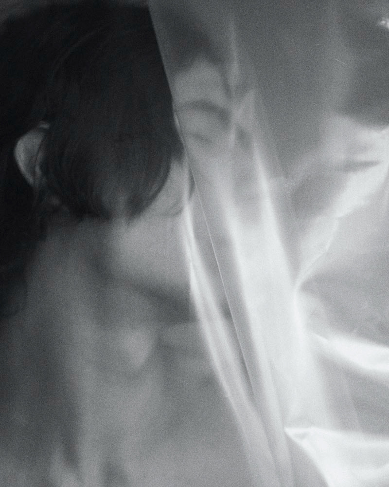 Lau Comet, Adon Management Agency