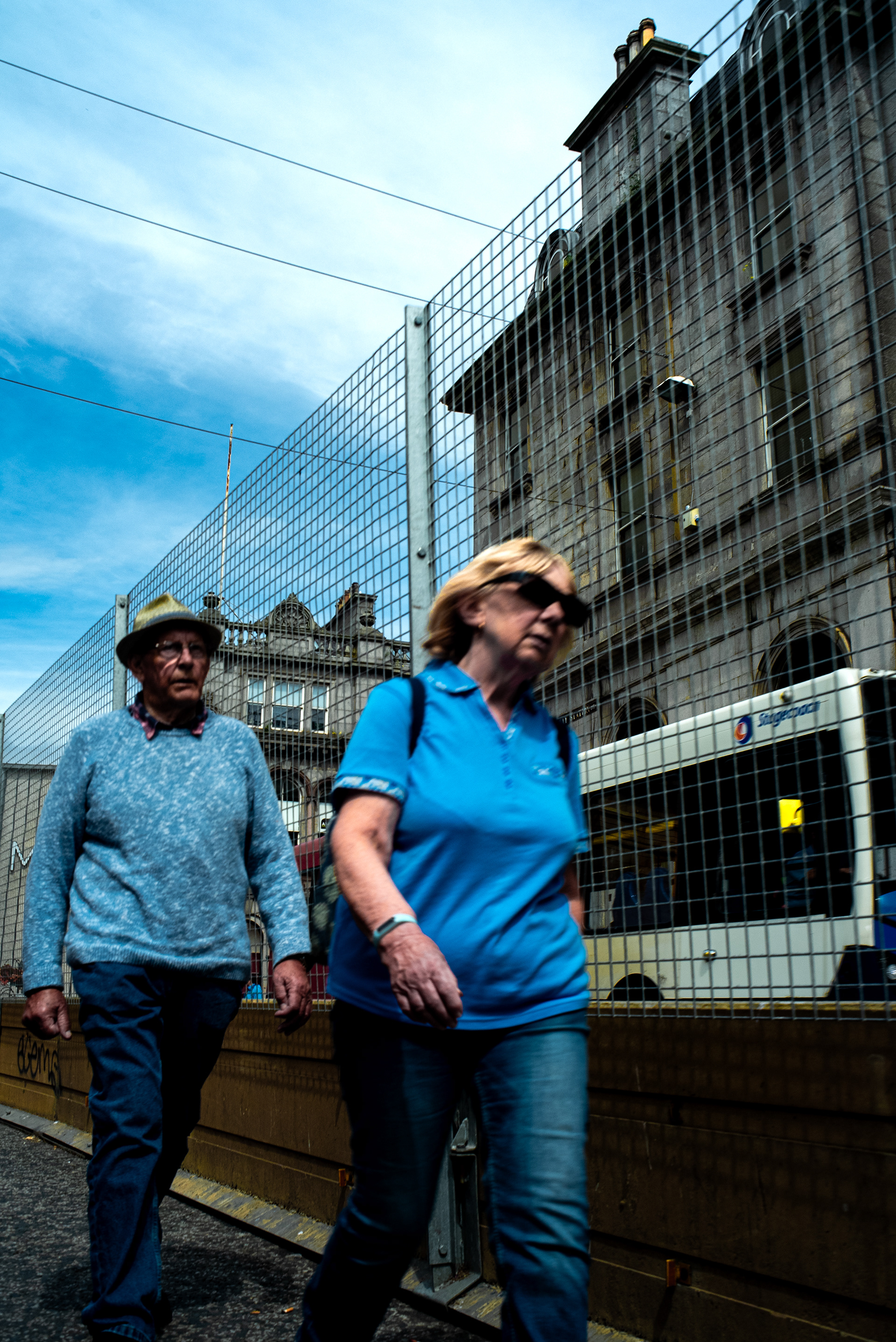 Le couple bleu.