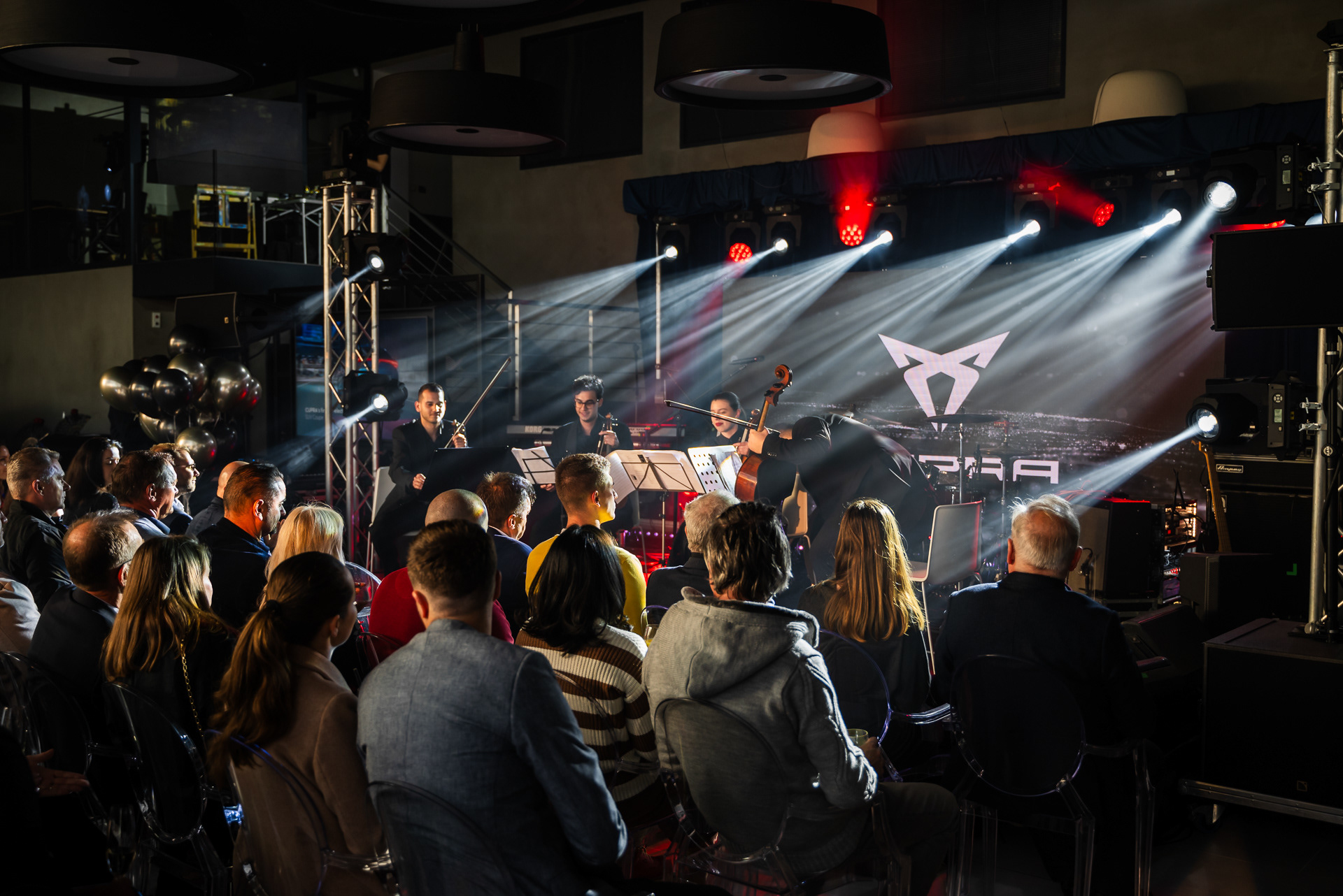 Cupra event - otvorenie garáže