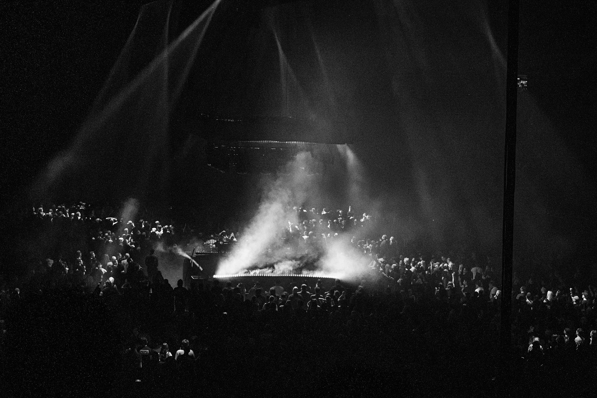 Nine Inch Nails, The Kia Forum, 9/19/25