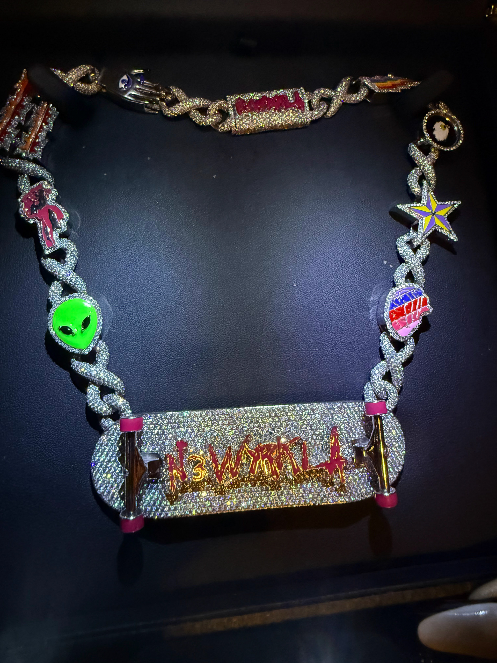 custom chain design for N3WYRKLA in collaboration with Shyne Jewelers