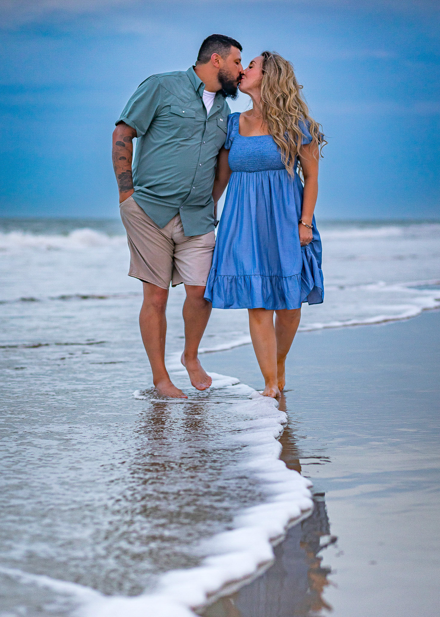 Romantic photo session  at Jacksonville Beach