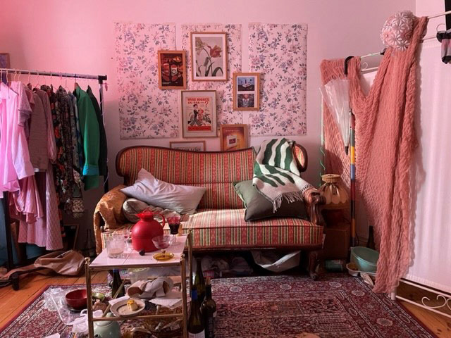 Fugle Flyver i Flok (Directed by Salle Salée)