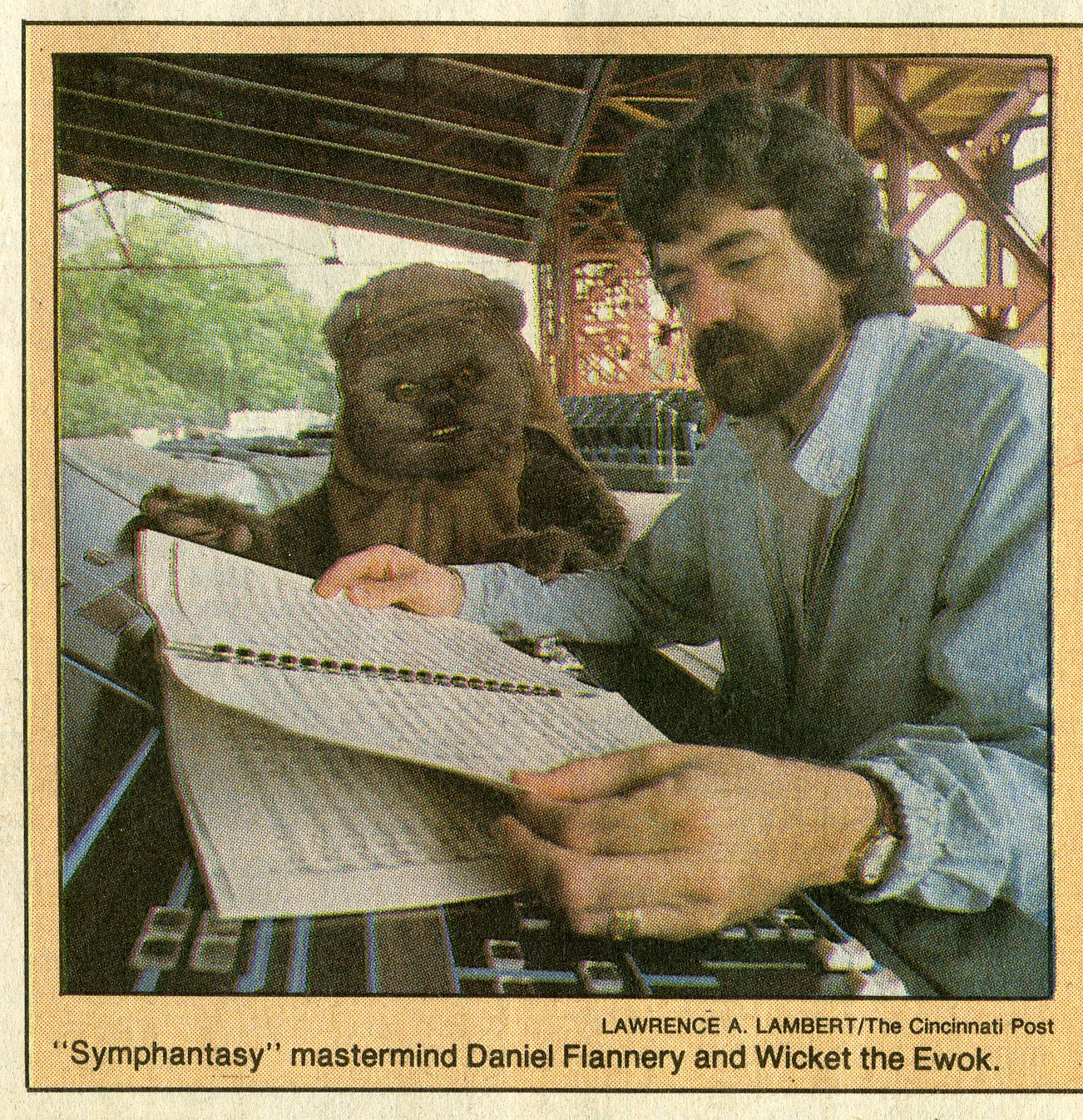 Directing Wicket the Ewok (Star Wars) in a Concert