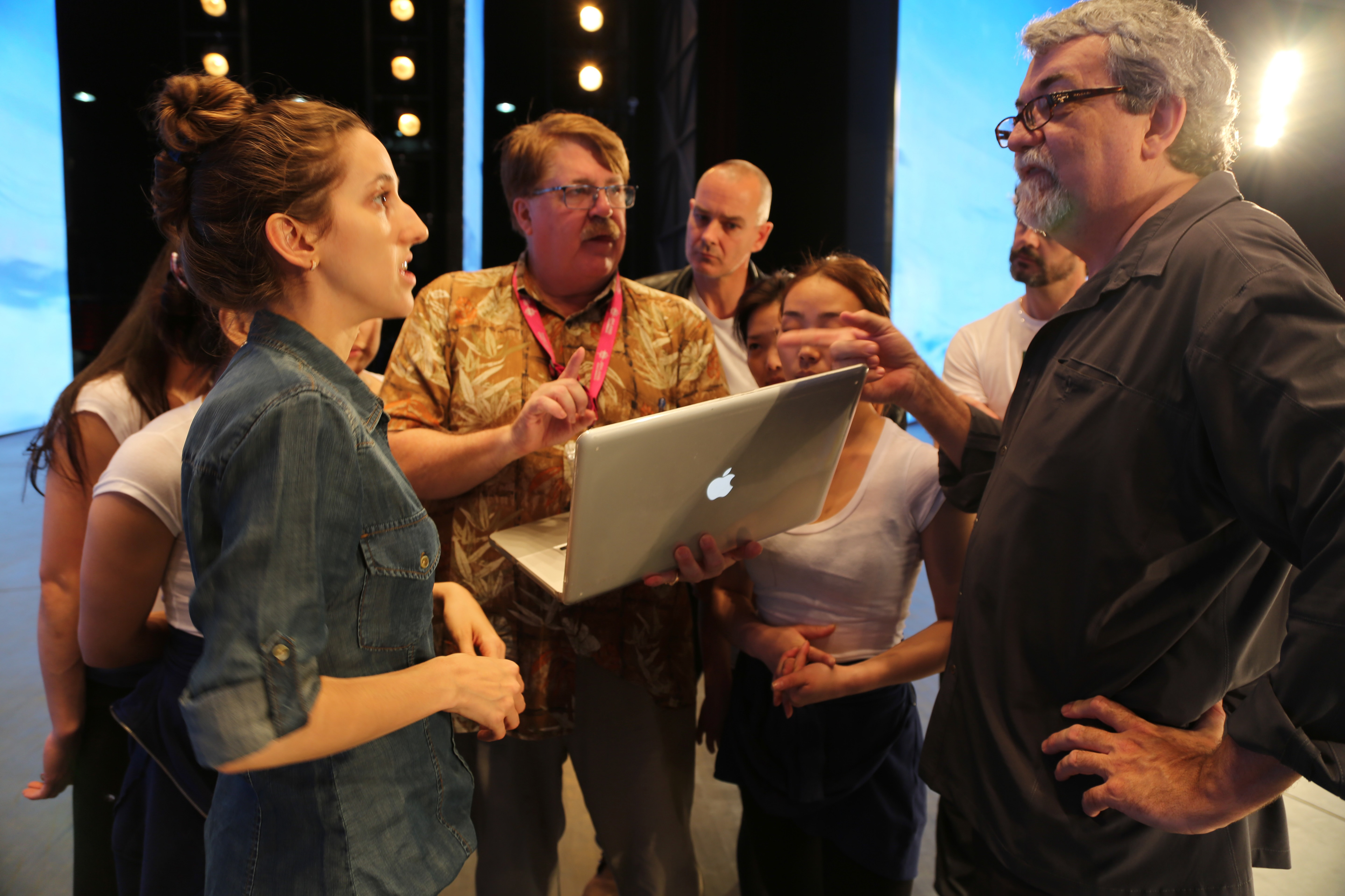 directing Illusions