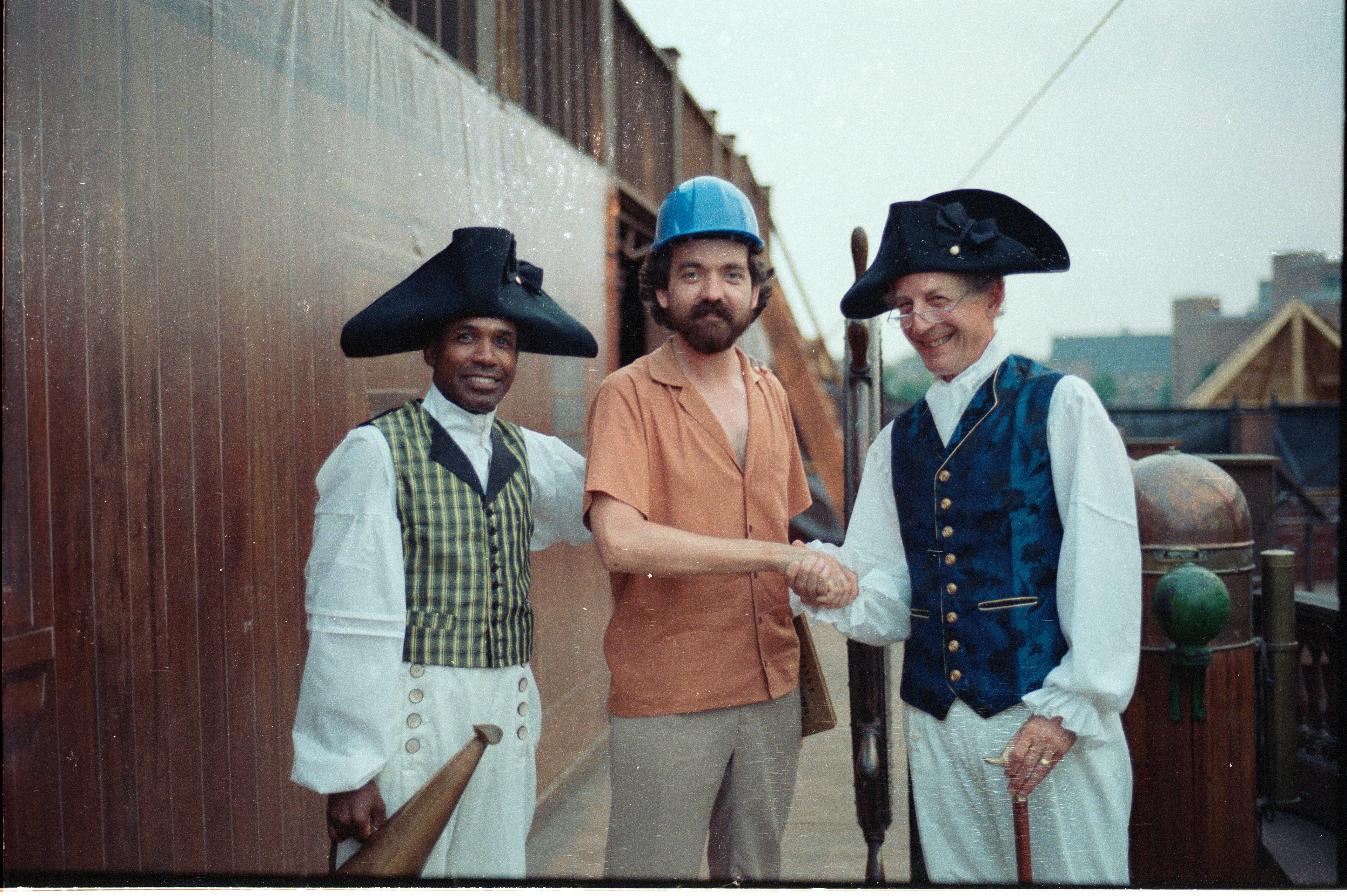 with lead cast of 'Voyage 350'