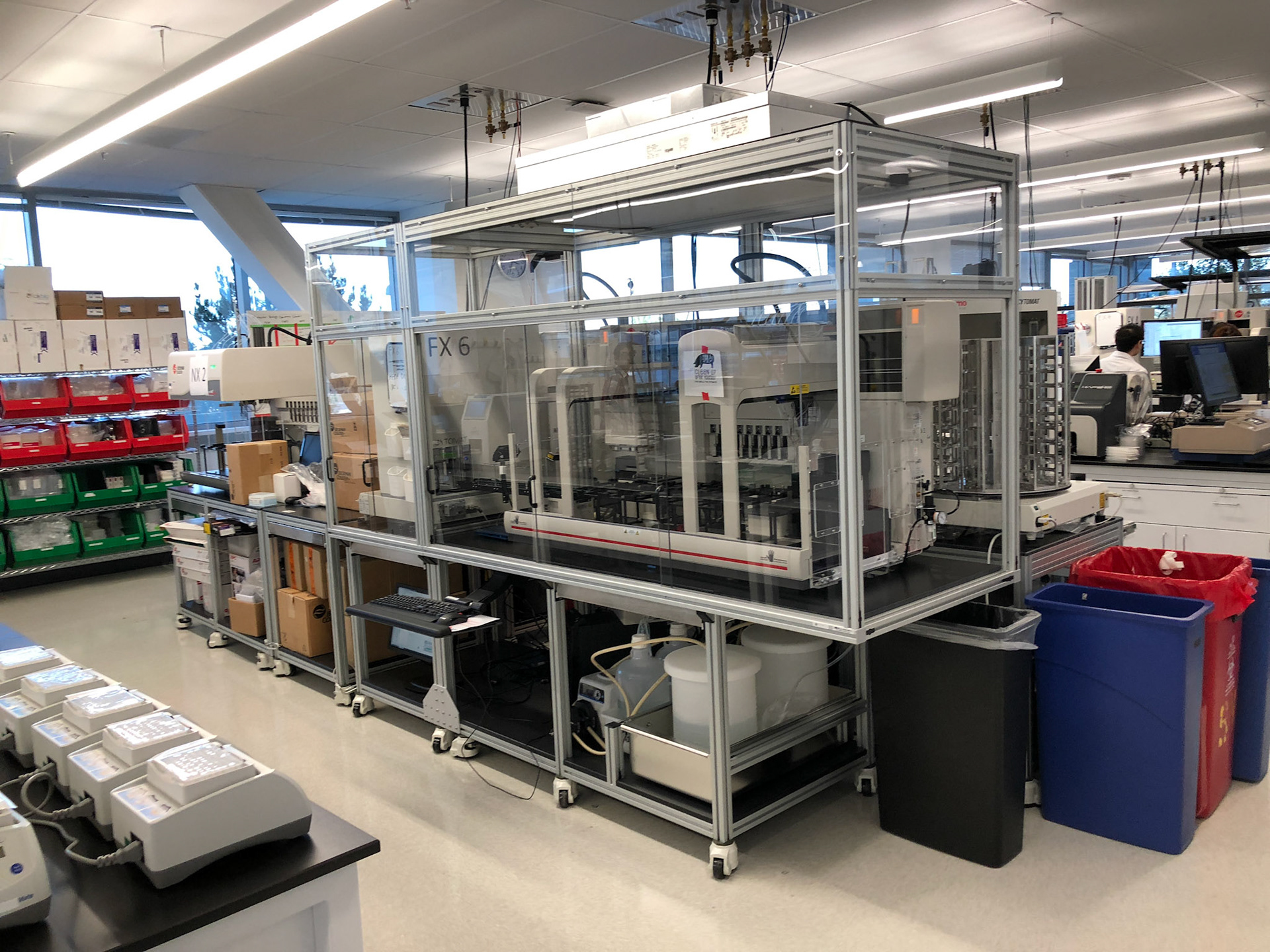 Biomek FXP HEPA Enclosure System