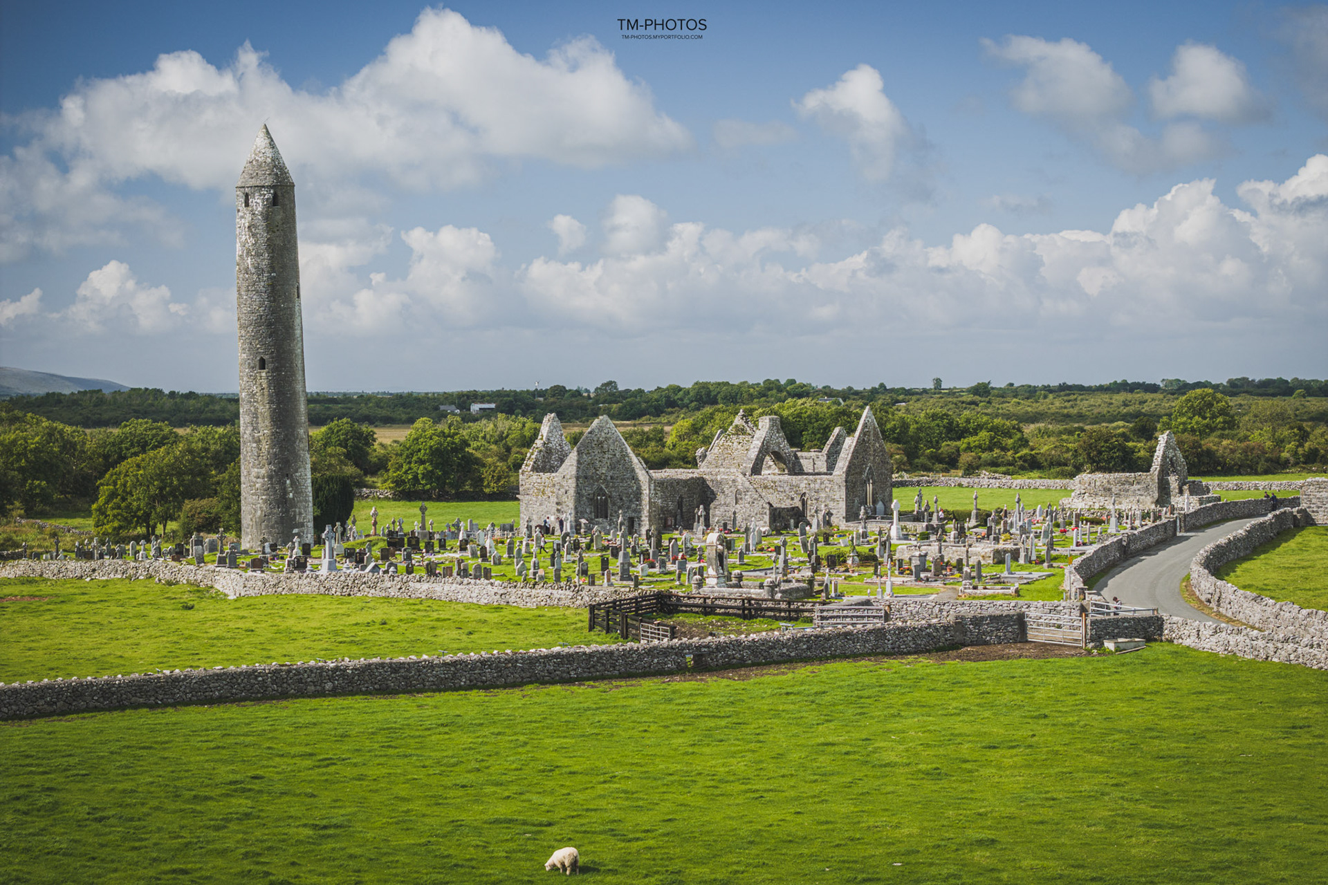 Kilmacduagh Abbey