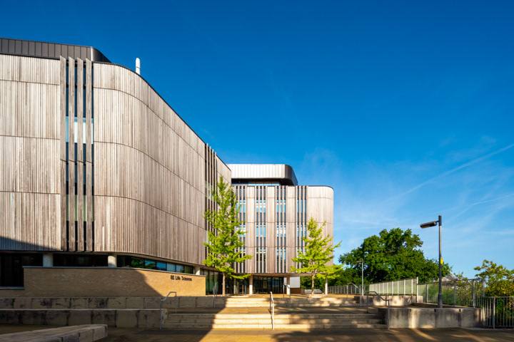 Building 85 (Highfield House), Hartley Library and Plaza