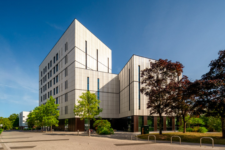 Building 100 (Mathematical Sciences)