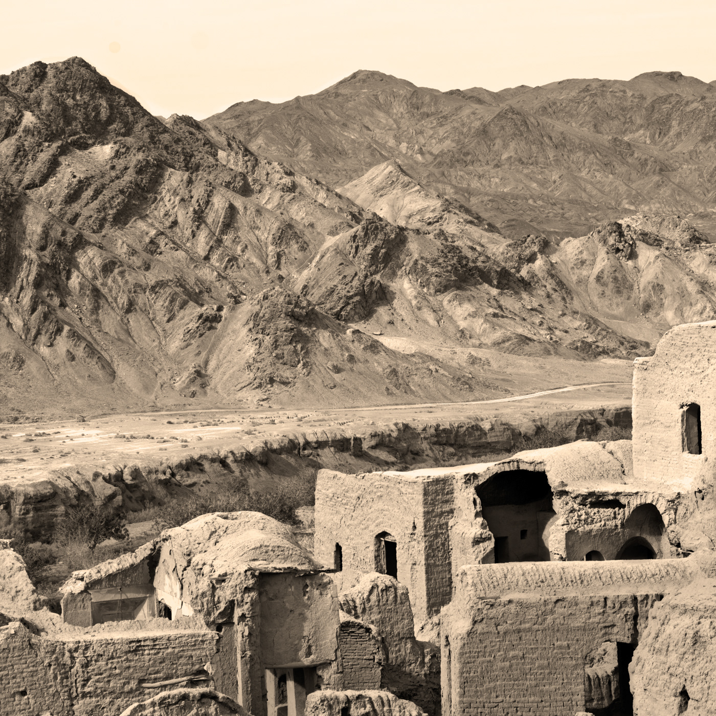 Albumen print、イラン ヤズド カラナク, Mud-brick village | Kharanaq (خرانق), IRAN