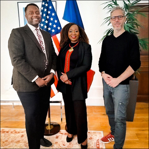 M. Lawrence Randolph, Ministre Conseiller aux Affaires Publiques Ambassade des États-Unis en France (2024) et Mme. Carole Da Siva animatrice de l'émission F&P