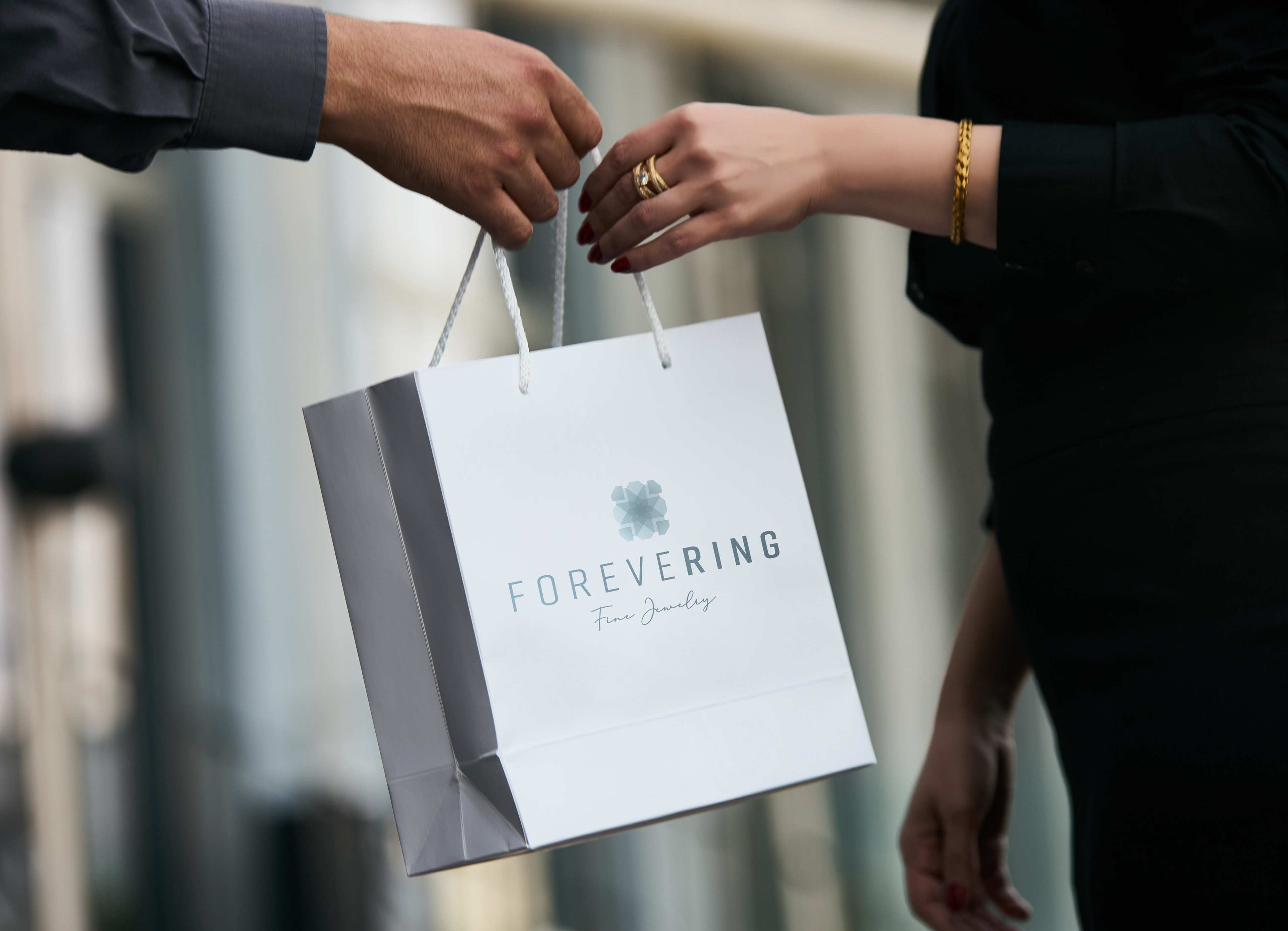 The jewelry bags allow the client carry on the brand experience at home.
