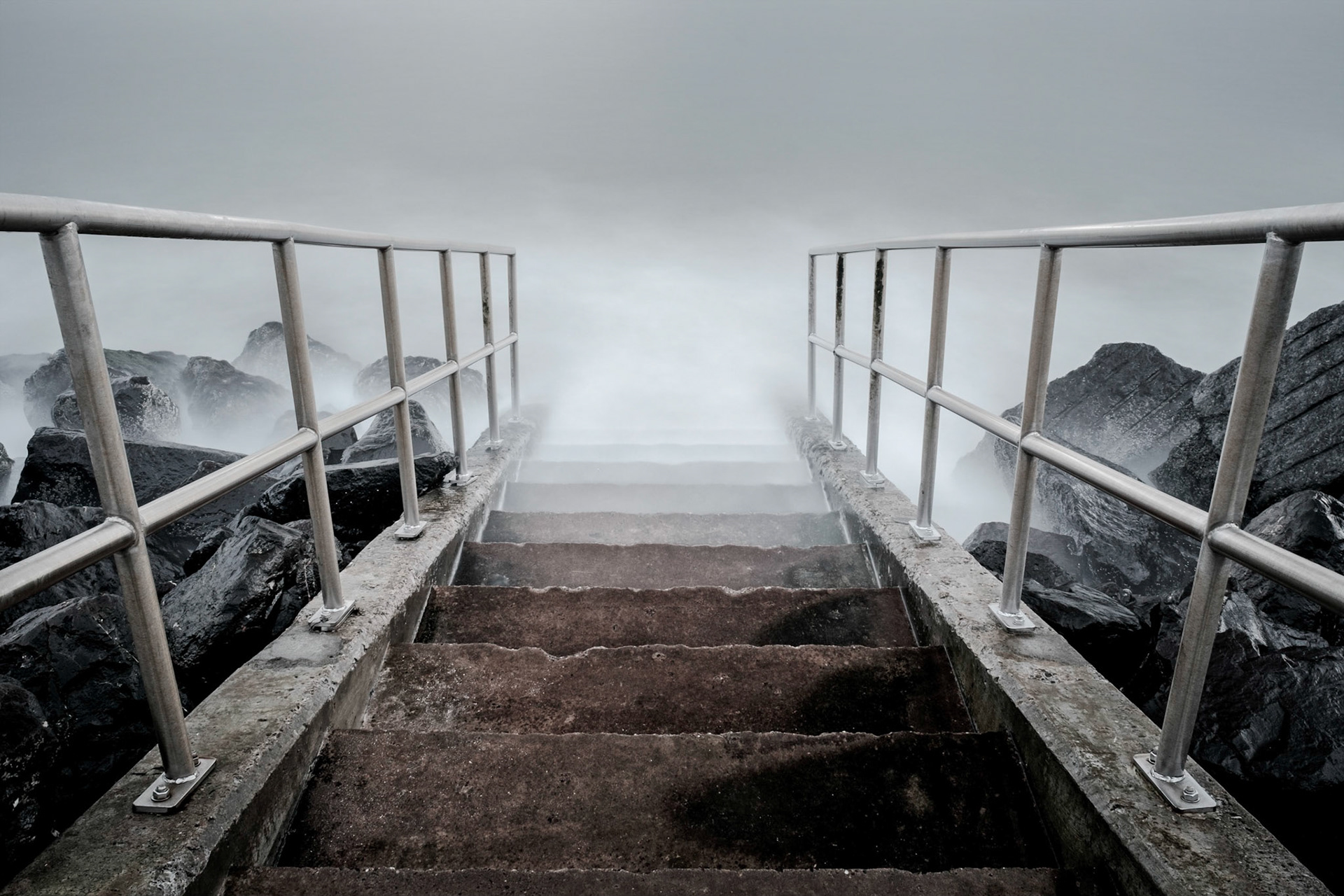 CARNOUSTIE STEPS