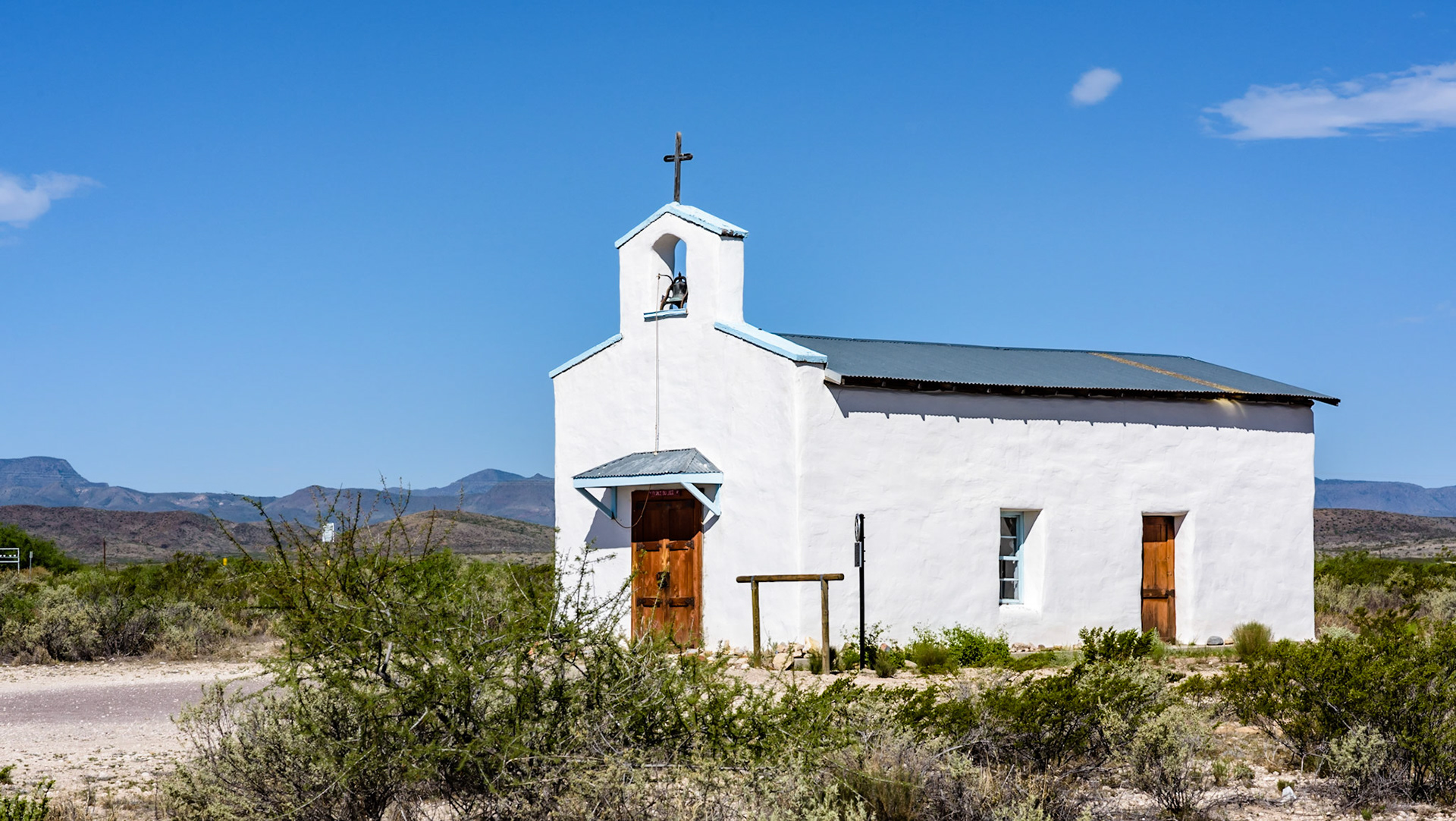 Location:: Calera TX