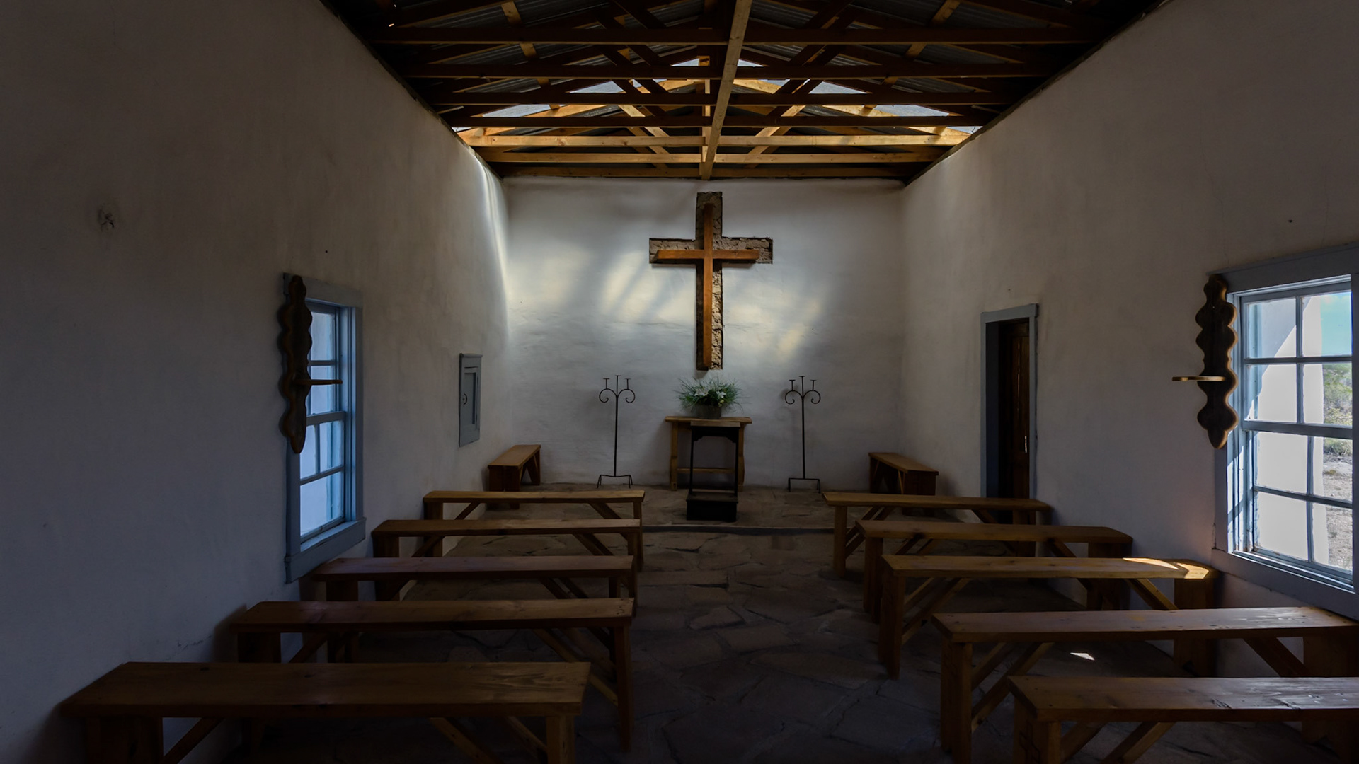 Location:: Calera TX