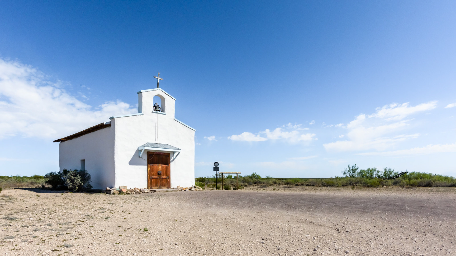 Location:: Calera TX