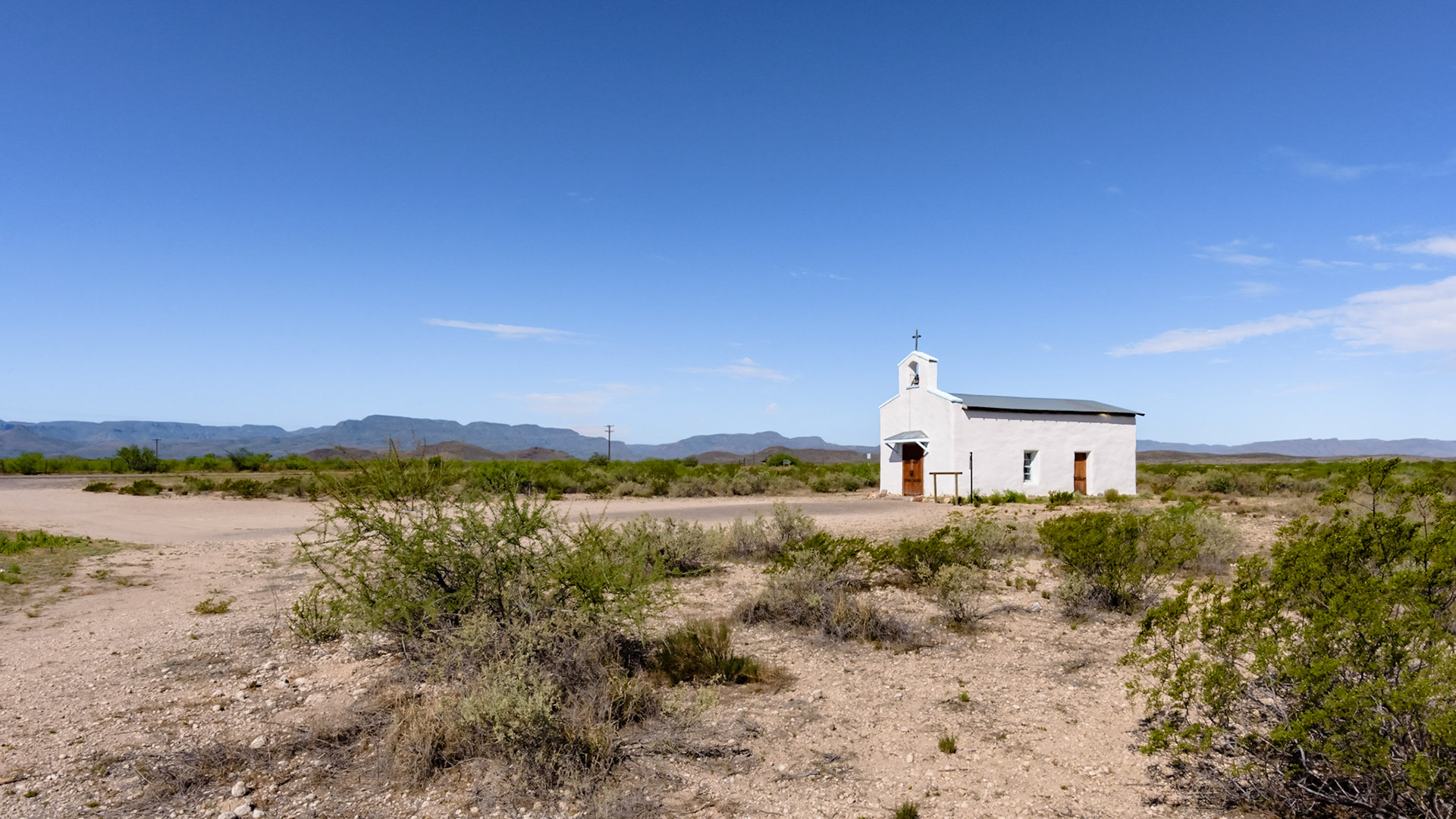 Location:: Calera TX