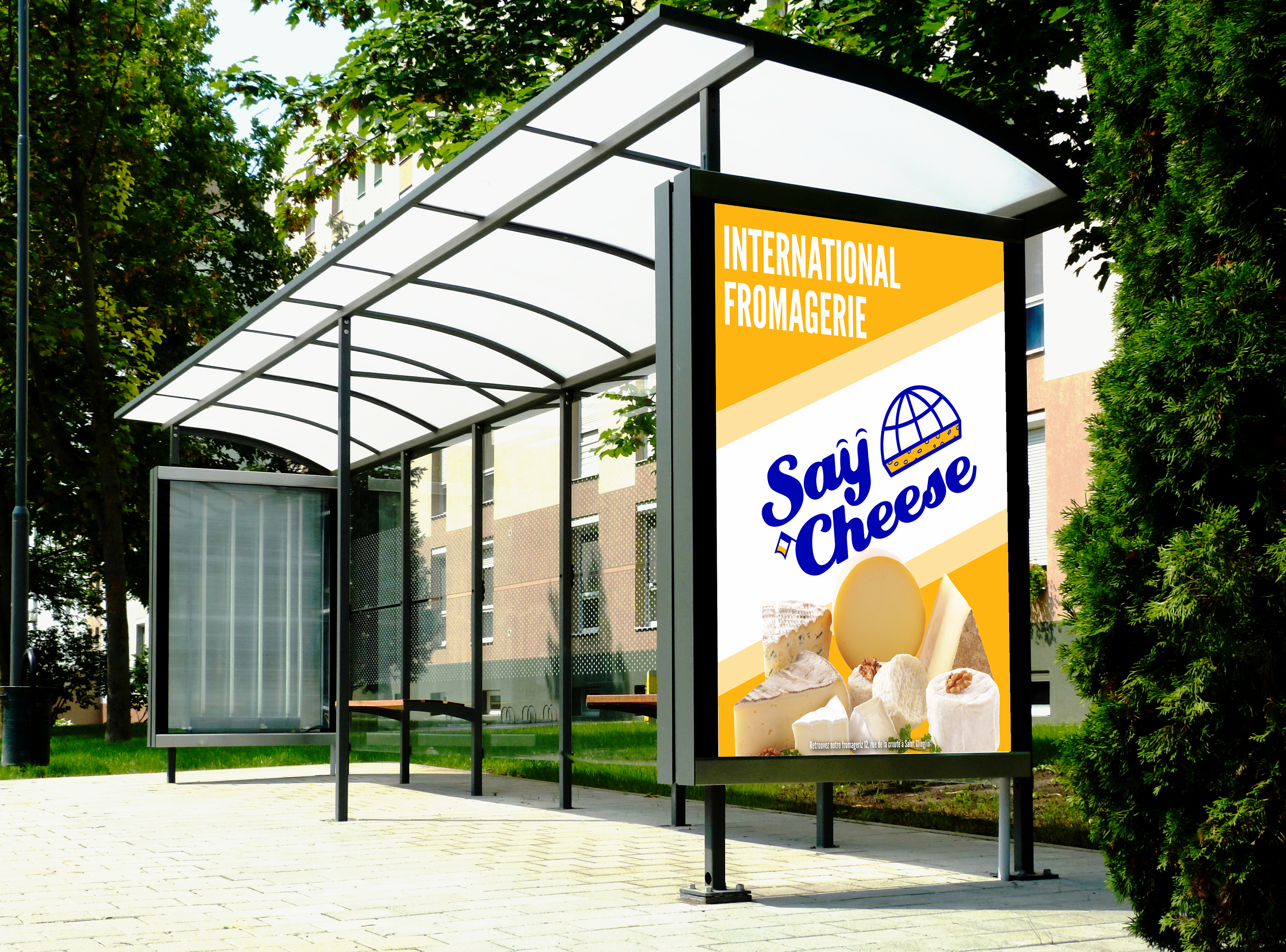 Affiche publicitaire sur abribus