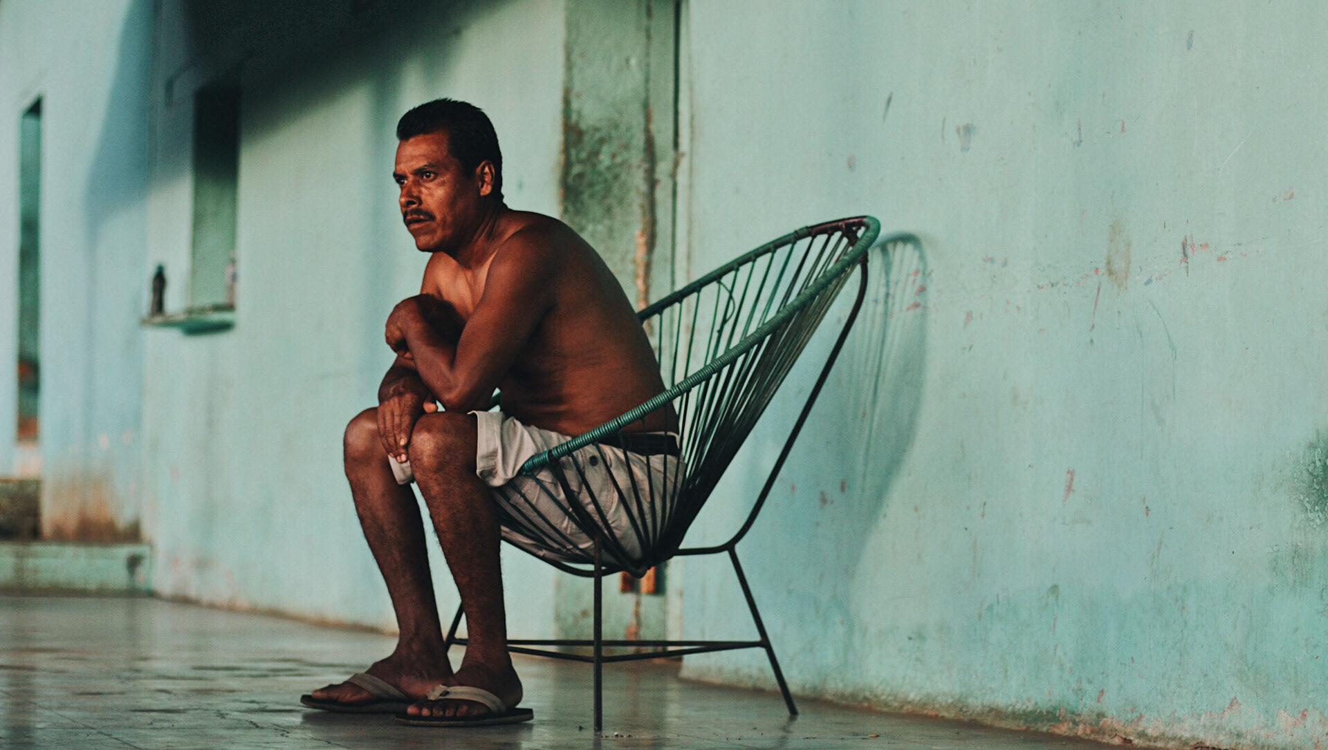 El Quemado is proud of its history of being local basketball championships. During the afternoons, youth, men, women and seniors gather to compete.