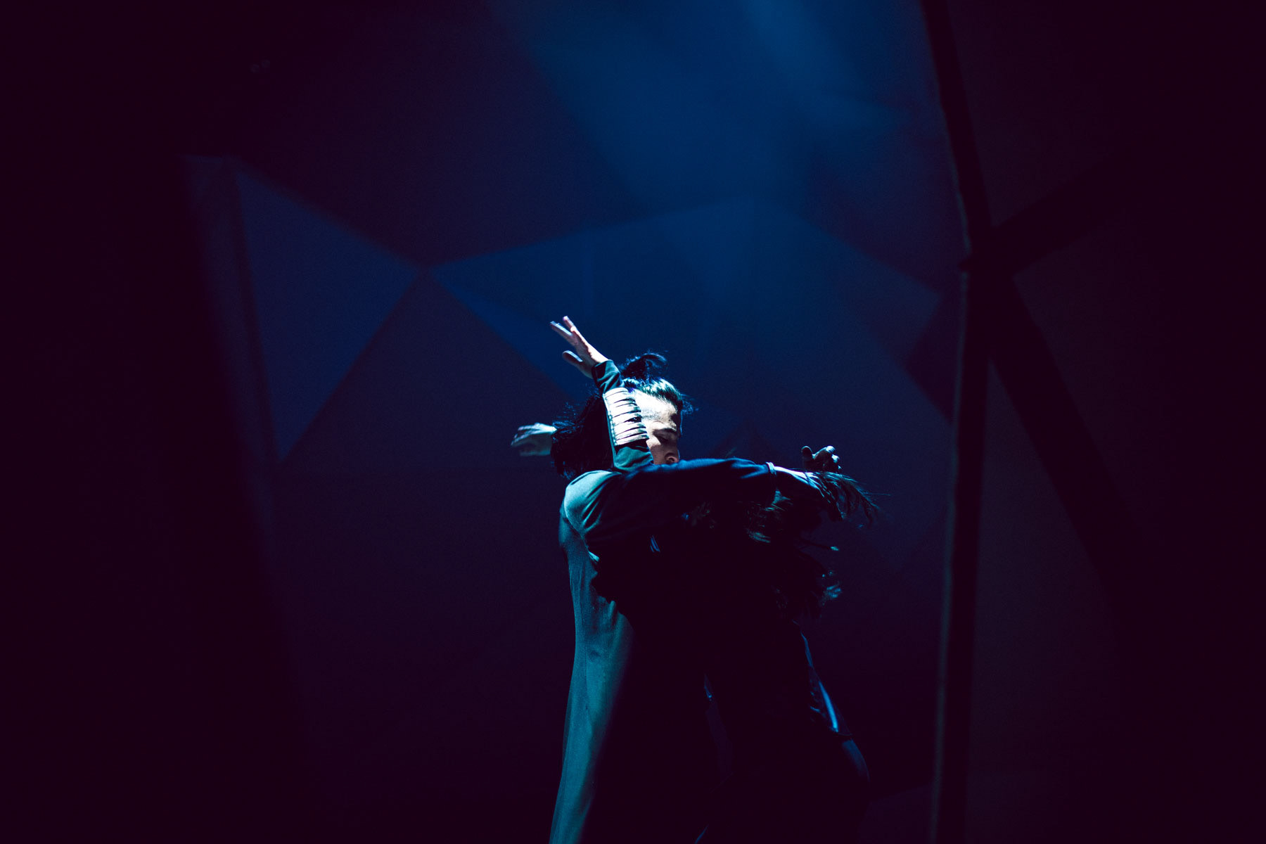 re.show