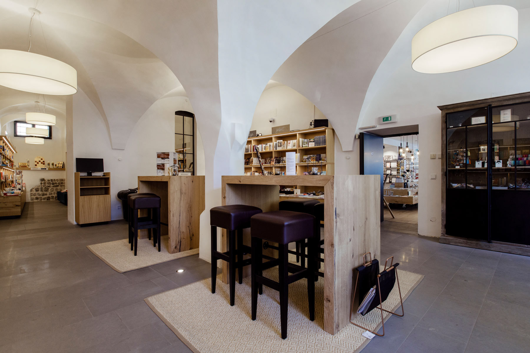dombuchhandlung salzburg