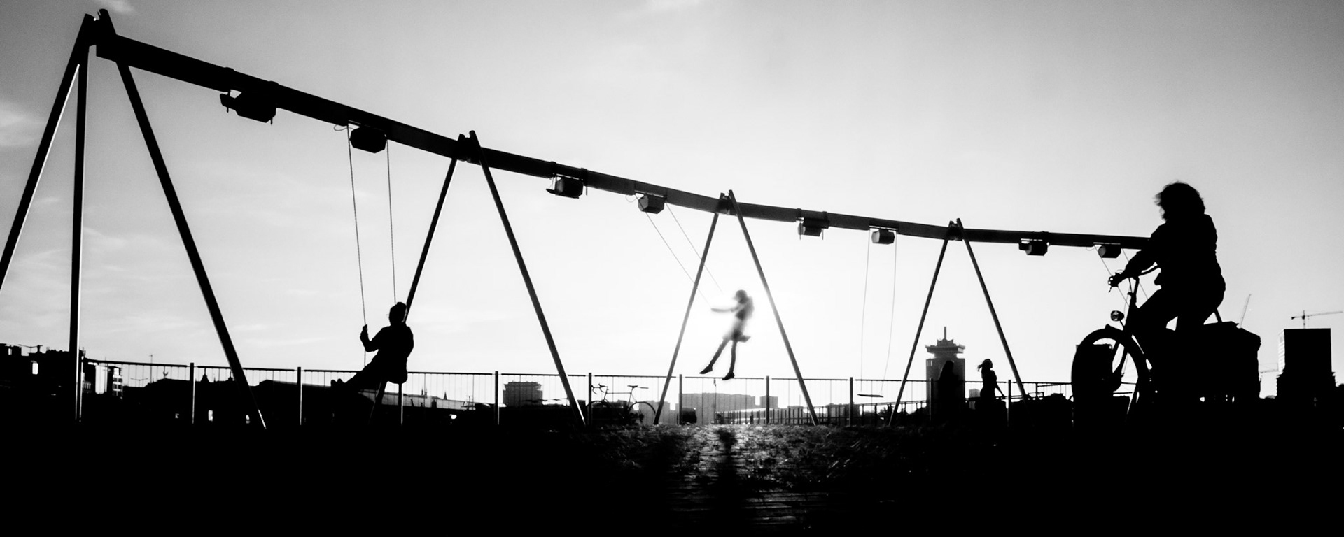 The singing swings