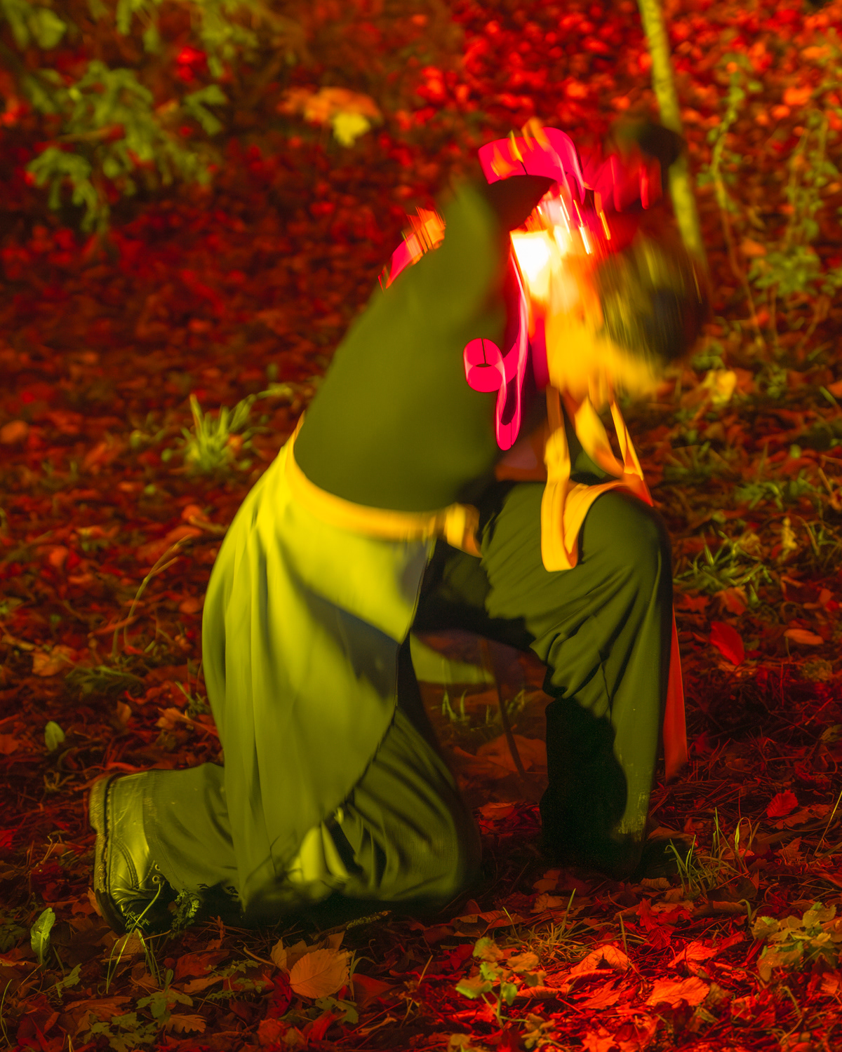 eesDance dancers at Nightfall, Stewart Park