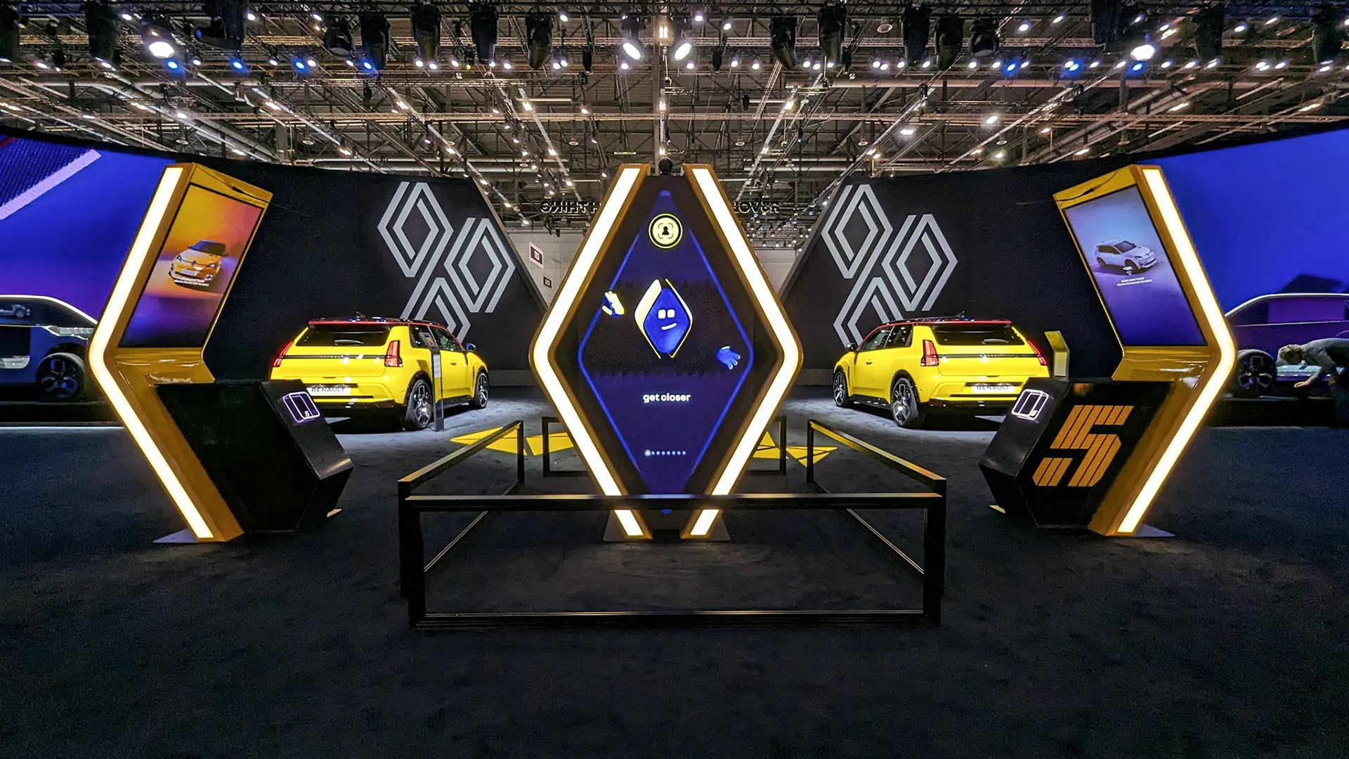 Renault - Reno Avatar-Interactive Modules - Paris