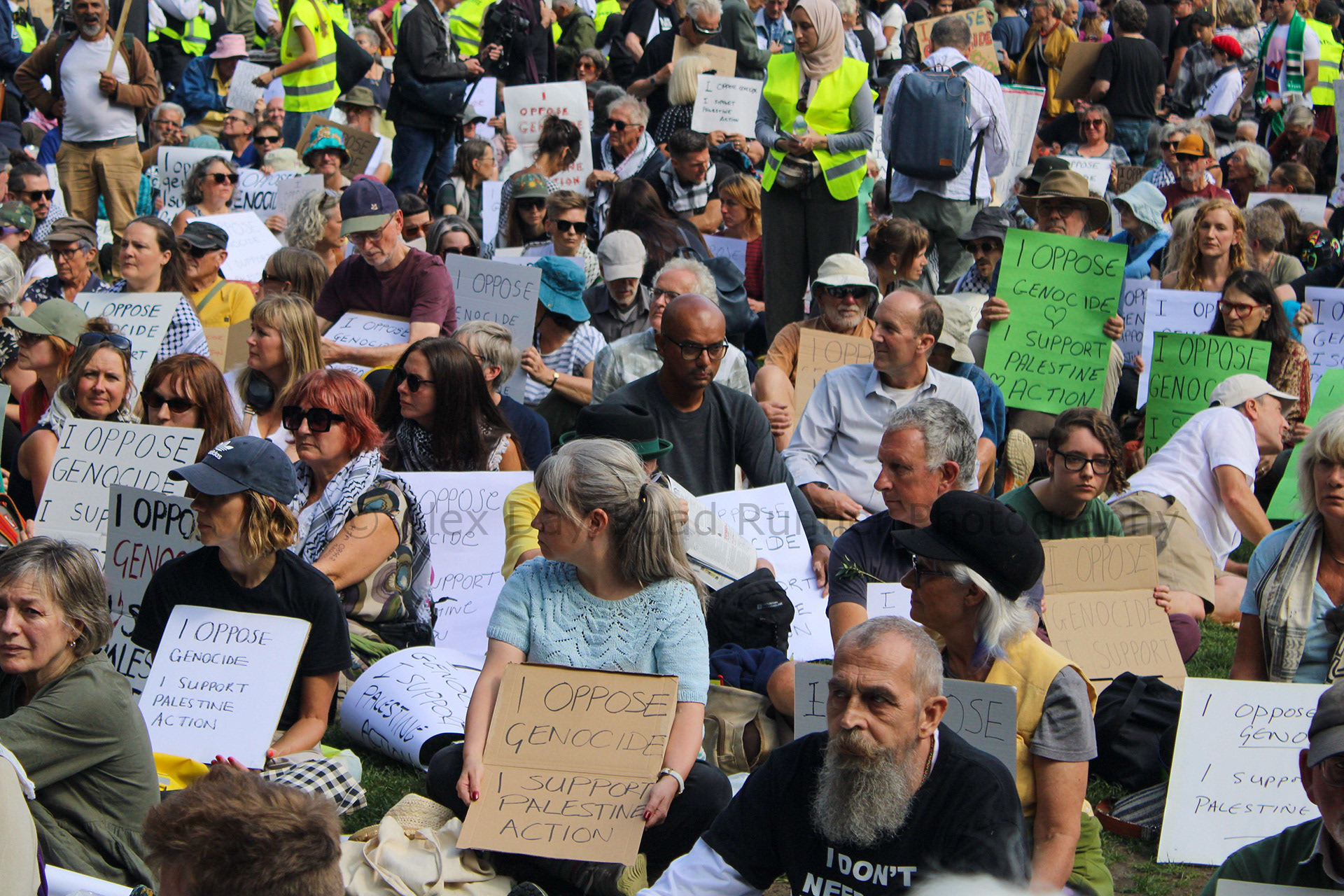 Protesters defy the Palestine Action ban