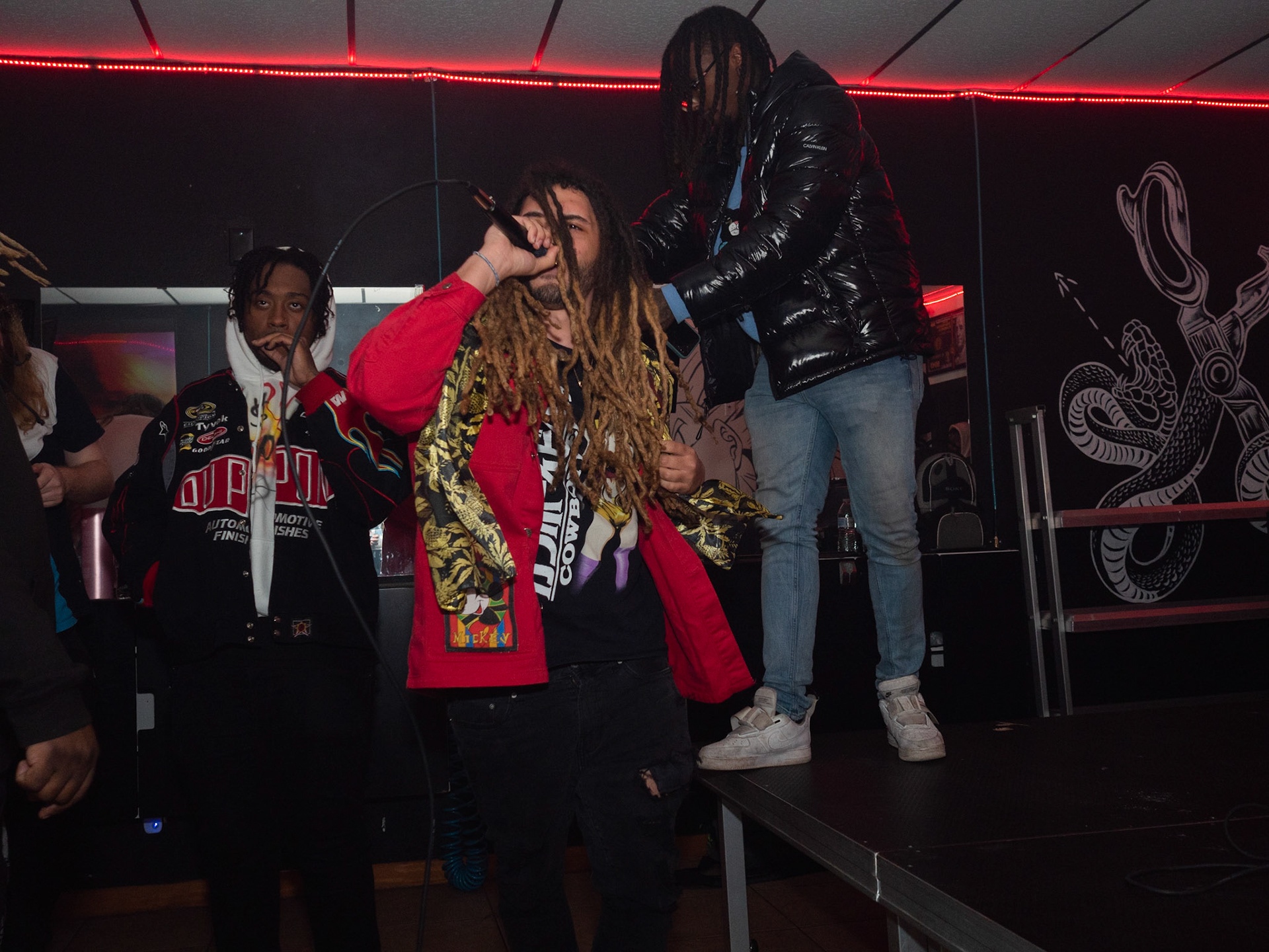 OLYMPUS DIGITAL CAMERA