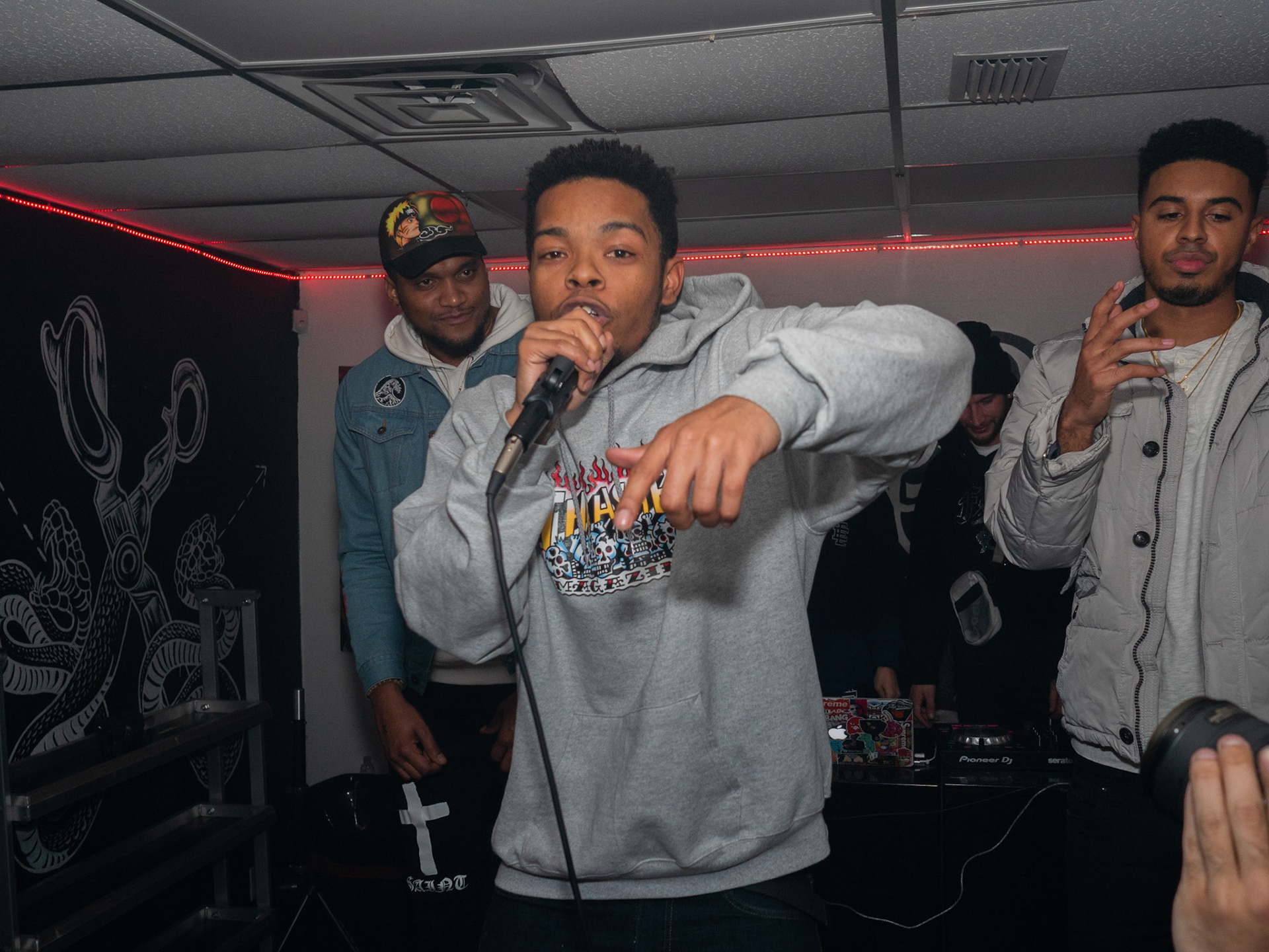 OLYMPUS DIGITAL CAMERA