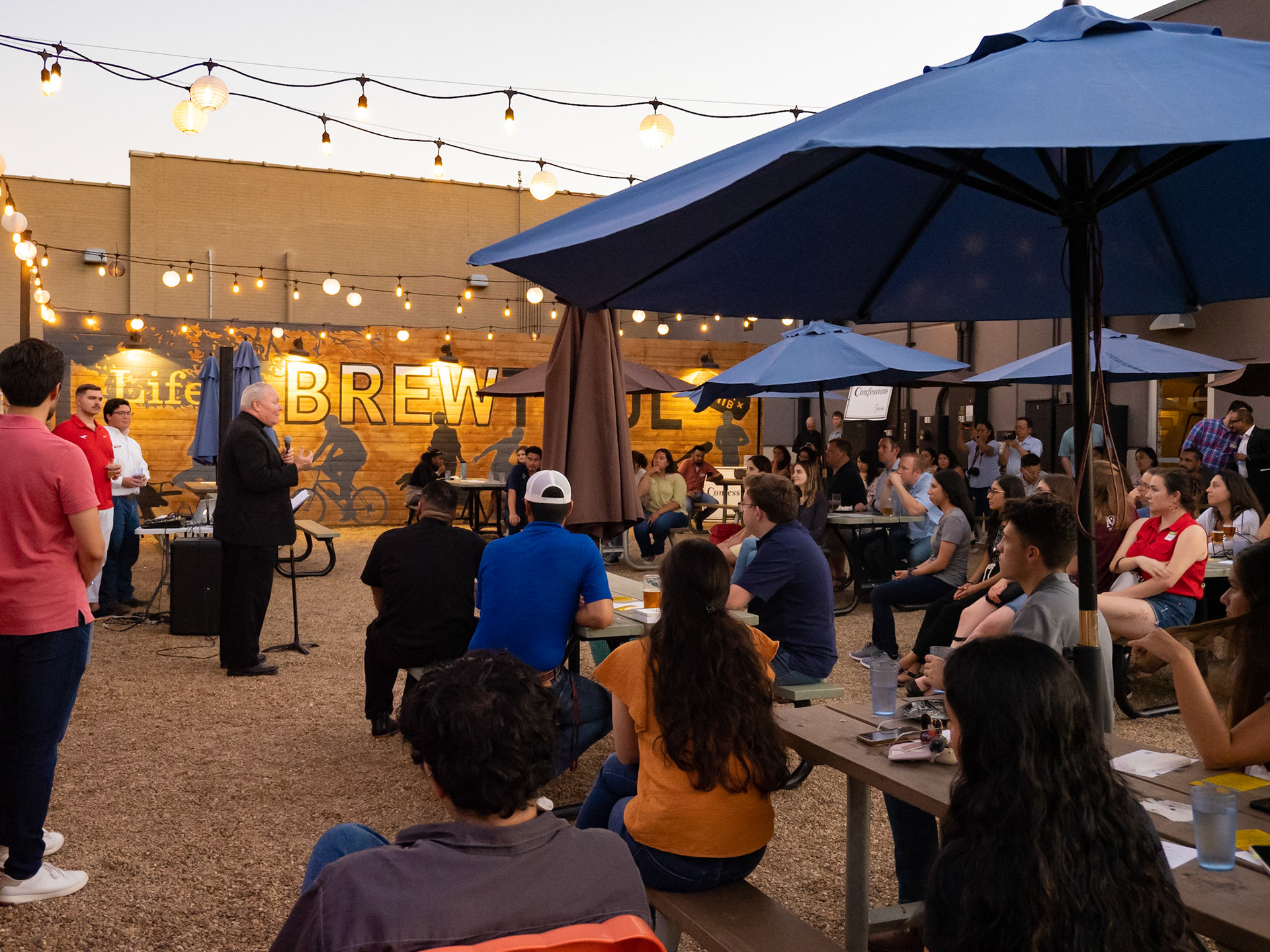 2022-09-FaithFitness-WhiterockAlehouse-BishopBurns