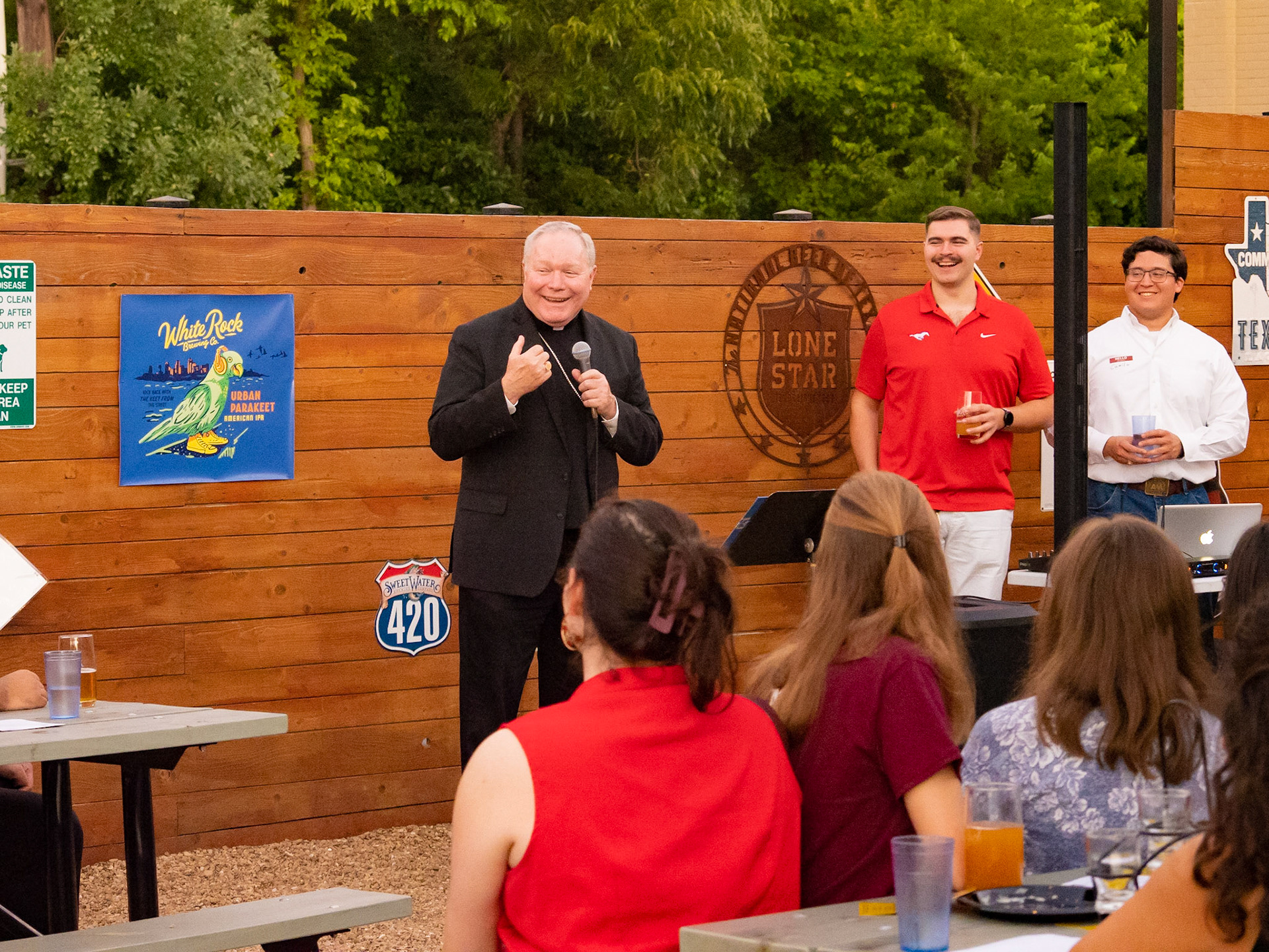 2022-09-FaithFitness-WhiterockAlehouse-BishopBurns