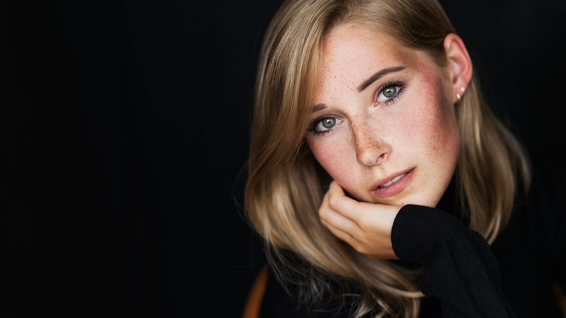 Portraitaufnahme von Katharina in Unna von Marcel Orry Claer