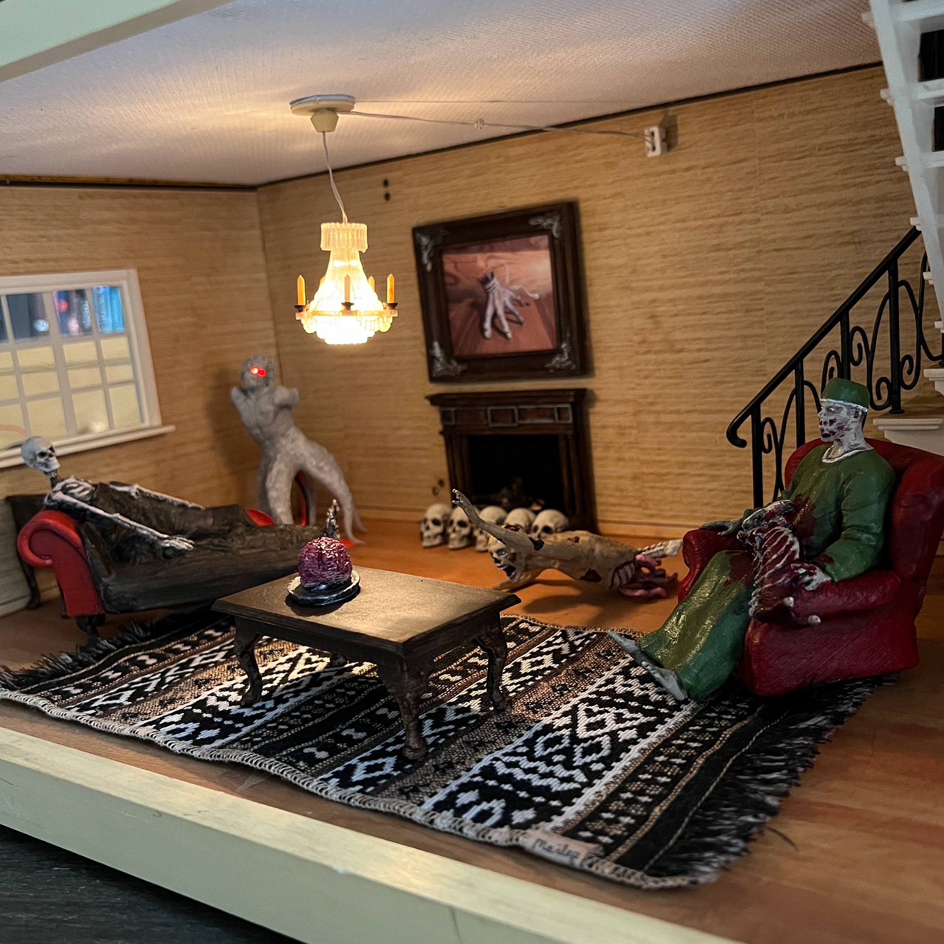 We put back the painting on the wall!