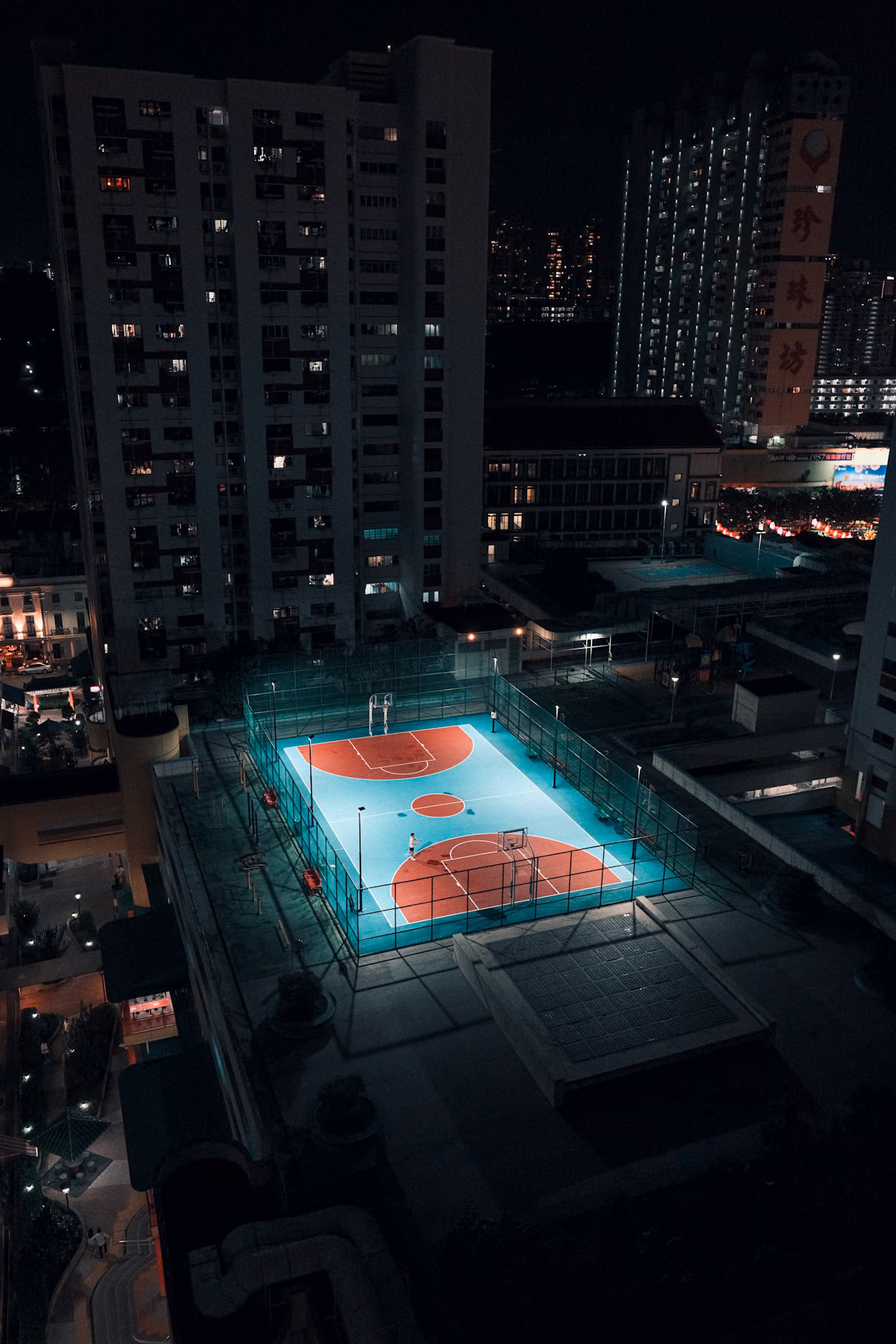 night match, 2025