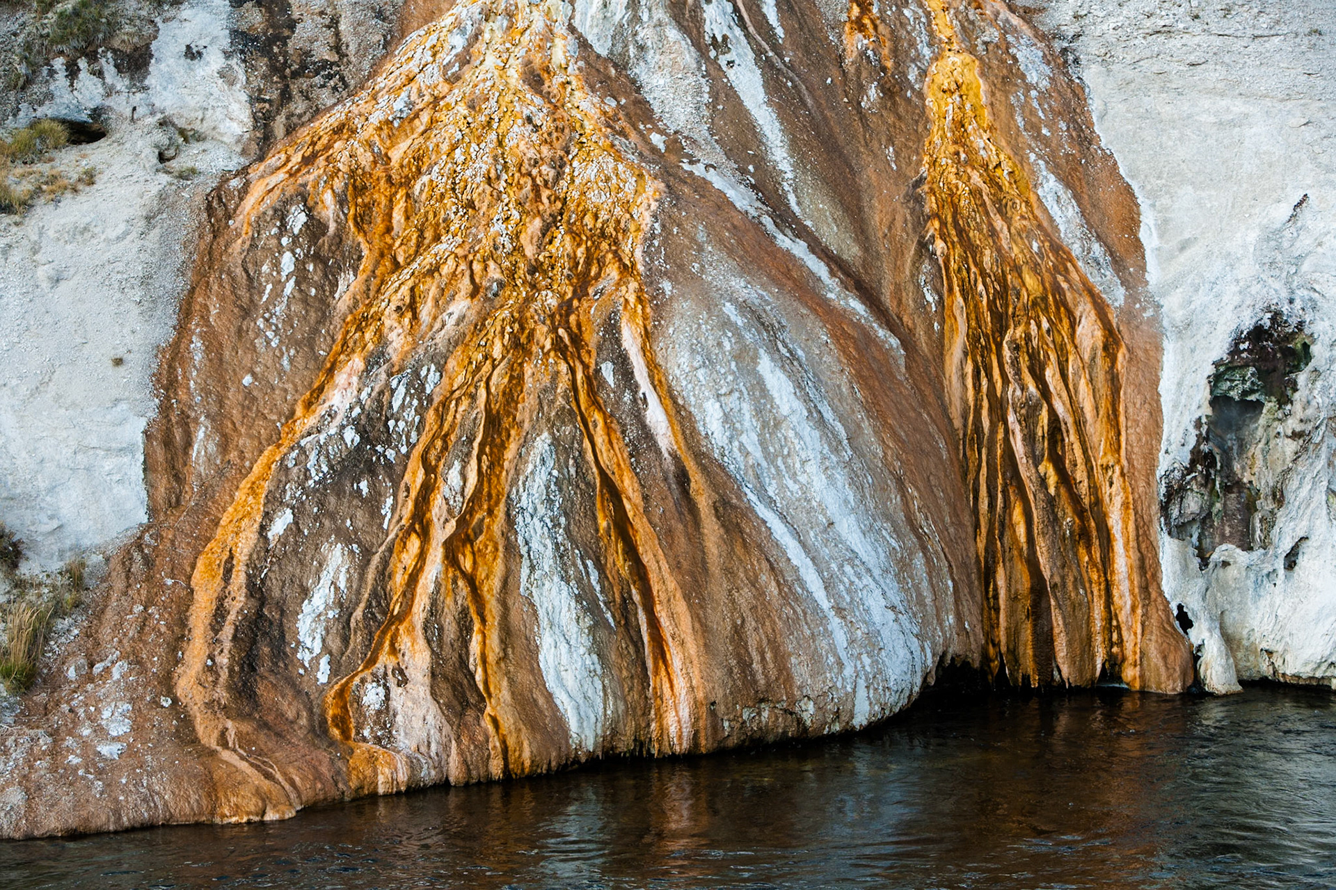Firehole River at Upper Geyser Basin, Yellowstone Nat'l Park, WY, USA