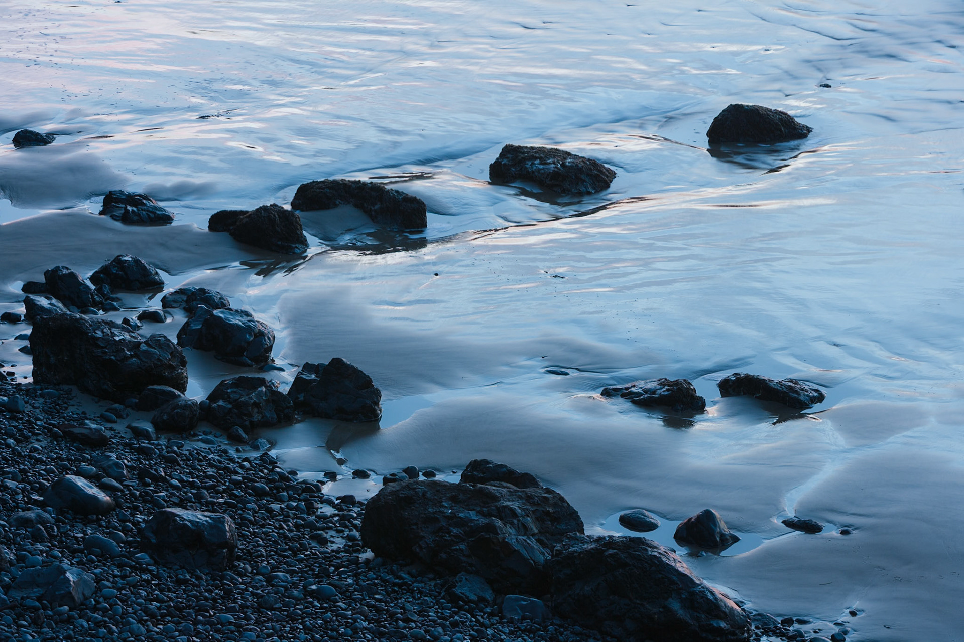 Rocks in the water at Ecola SP near Seaside, Oregon, USA