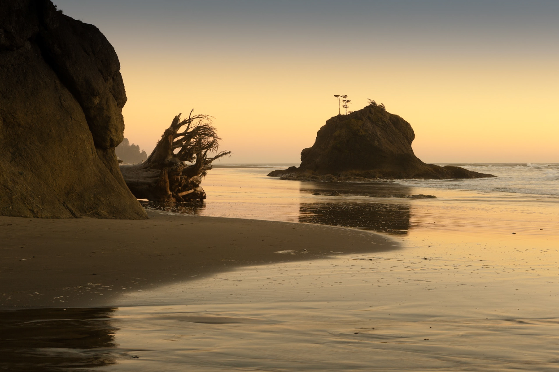 Second Beach near La Push at the Olympic National Park at sunset, Washington, USA,