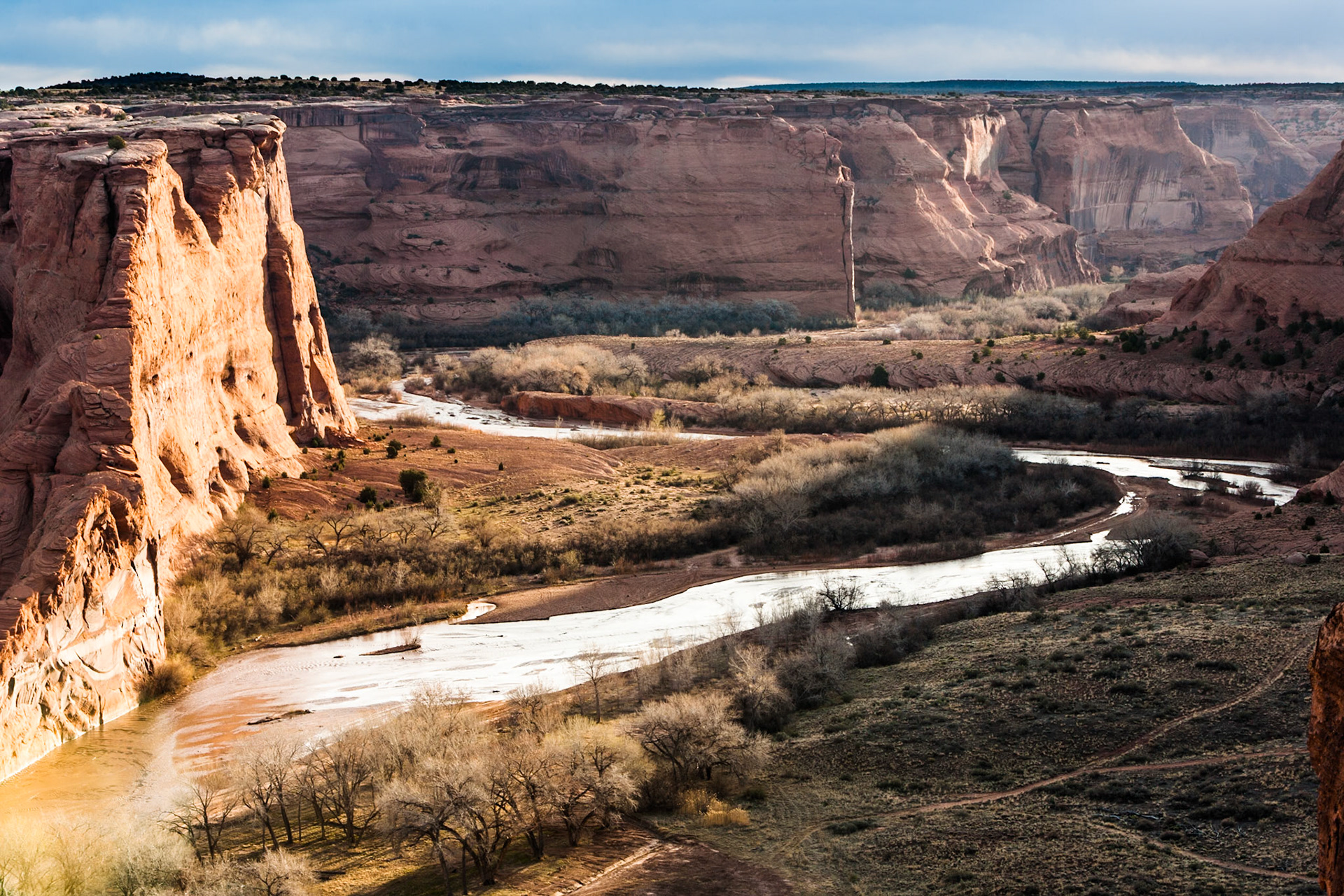 Sunrise at Canyon de Chelley, Tsegi Overlook, Arizona, USA