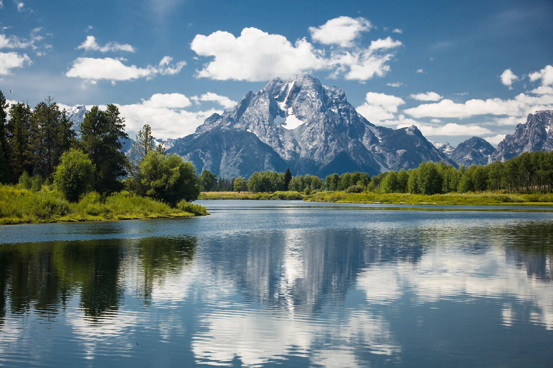 Mt. Moran and the Oxbow Bend in the Snake River, WY, USA