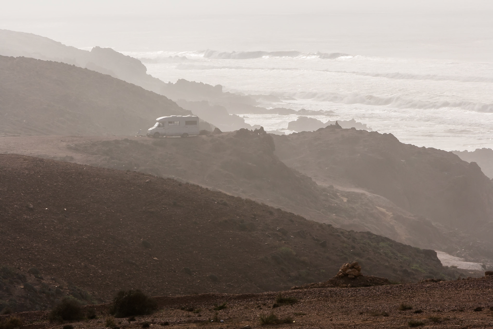 Motor home (RV-Camper) Atlantic Ocean at Coast near Sidi Bou Ifedail, R104 near Sidi Ifni, Morocco, Exposure Issue