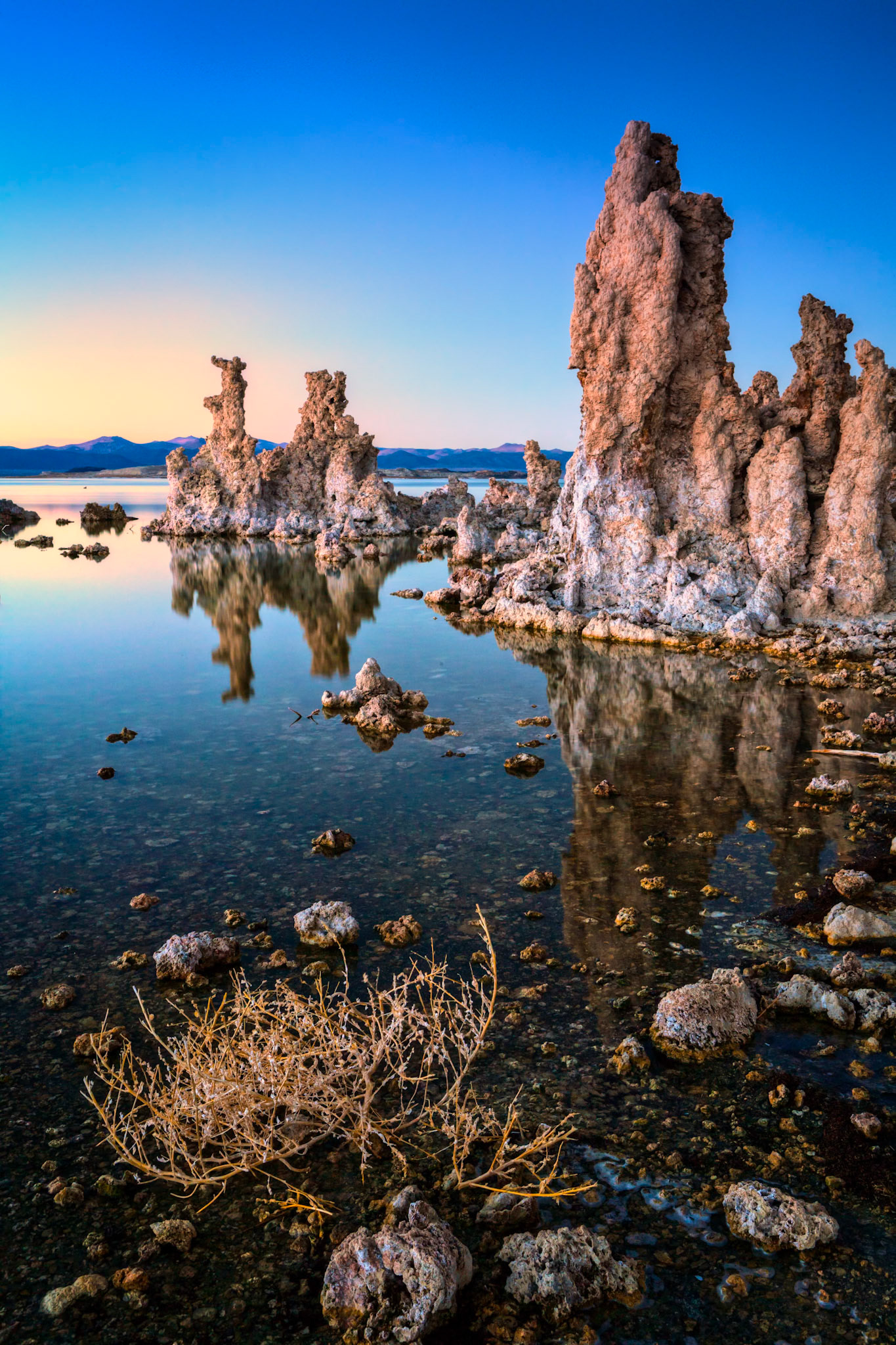 Tufas at sunset at Mono Lake, California, USA