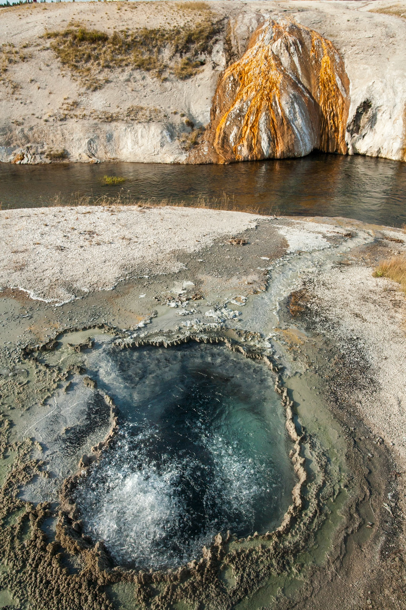Chinese Spring, Firehole River at Upper Geyser Basin, Yellowstone Nat'l Park, WY, USA
