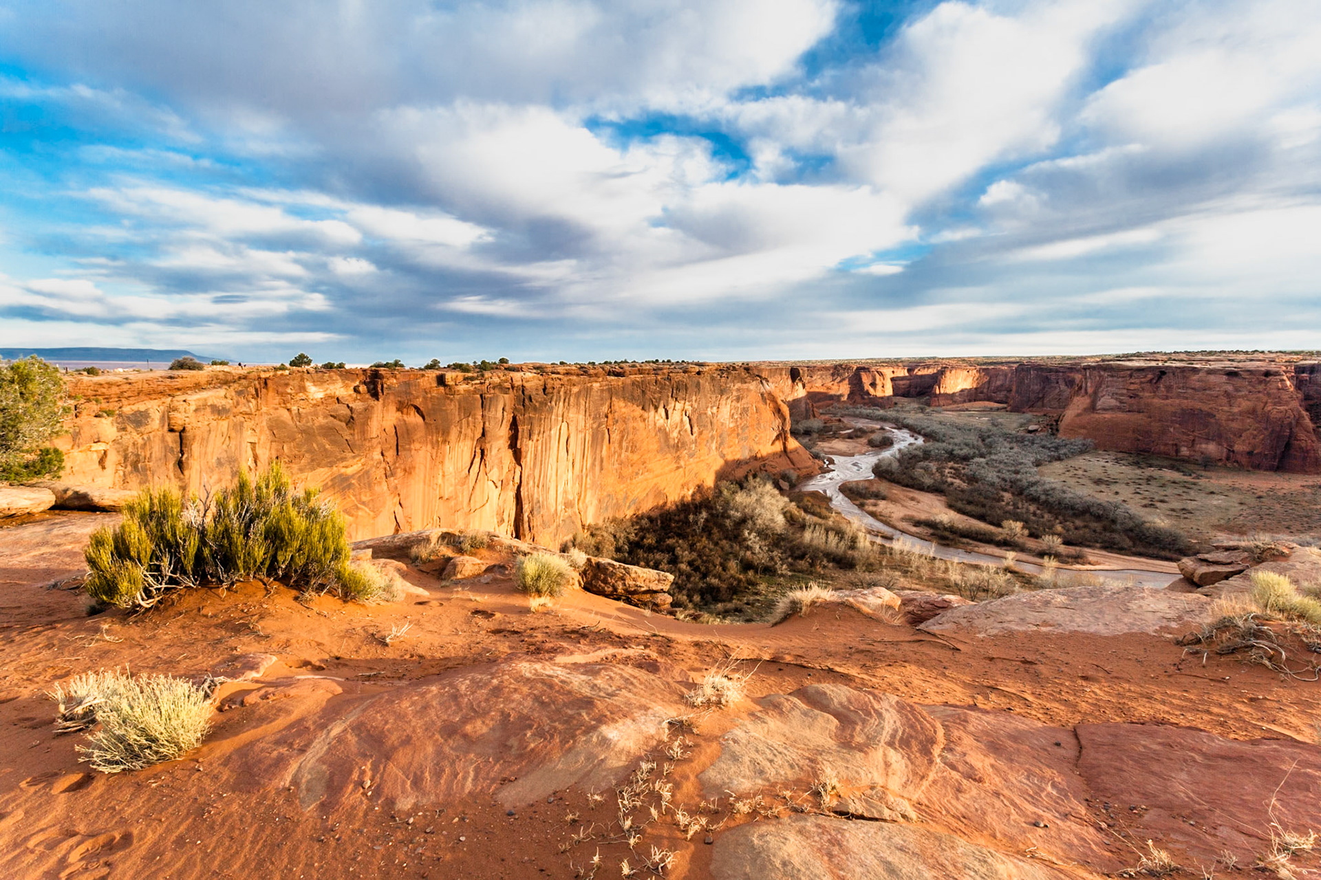 Sunrise at Canyon de Chelley, Tsegi Overlook, Arizona, USA