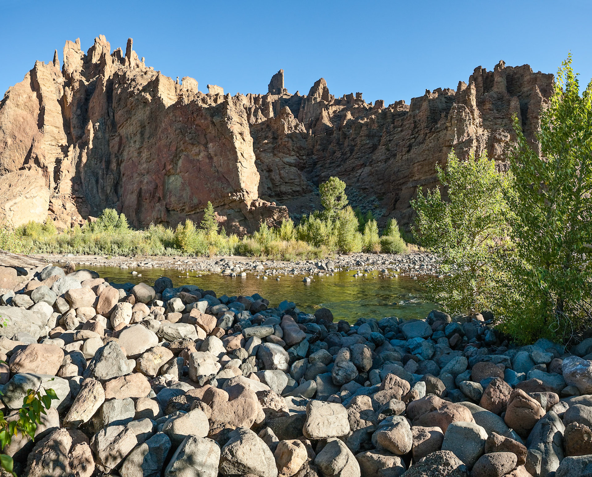 Shoshone River at Wapiti Valley, Wyoming, USA