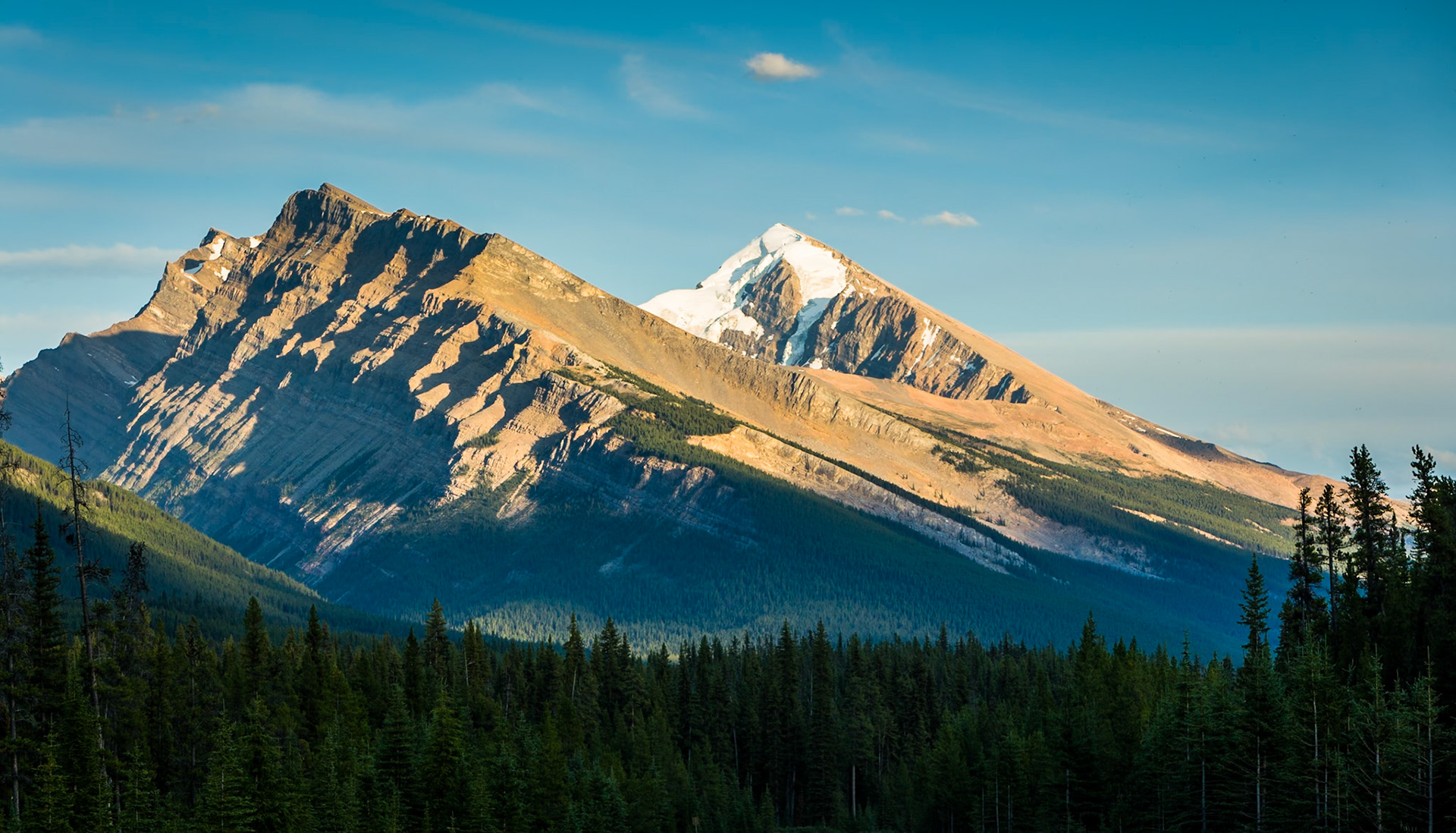 View from the Icefield Parkway at Jasper National Park, Alberta, CA
