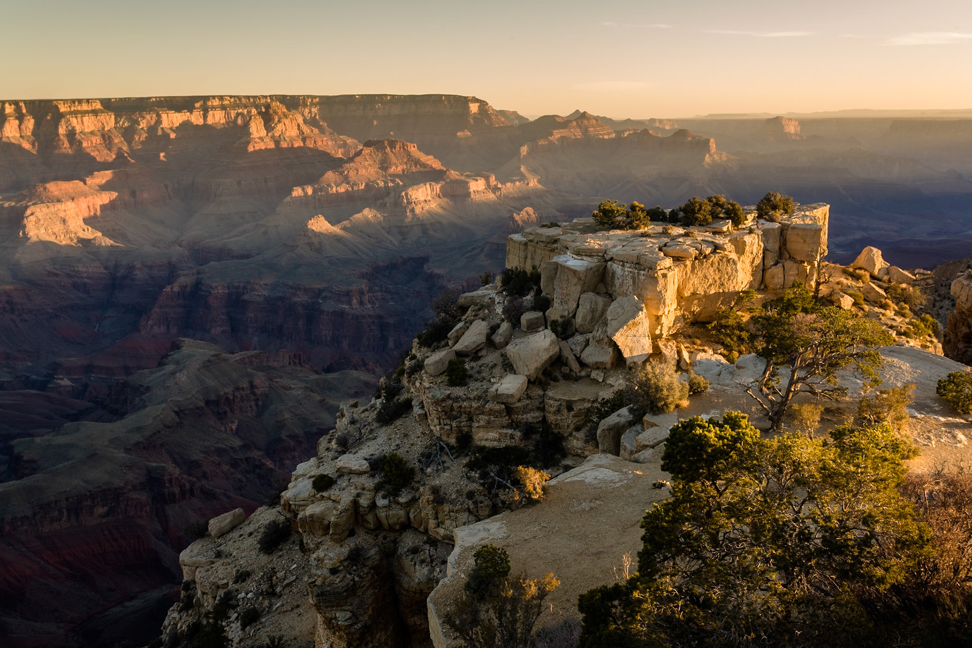 Sunrise at Grand Canyon, Lipan Point, Arizona, USA